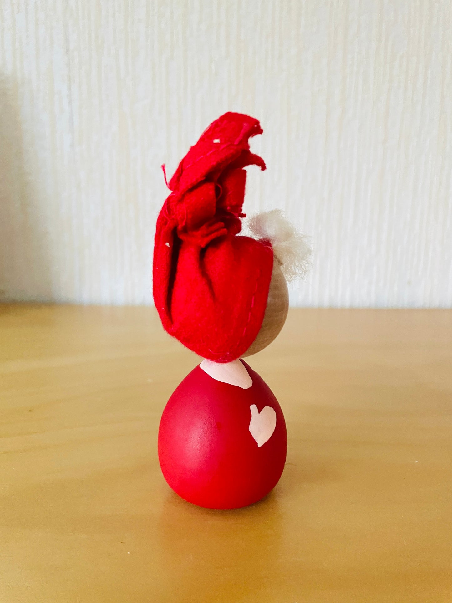 北欧のクリスマス/Svensk Hemslöjd/ニッせの女の子/木製人形