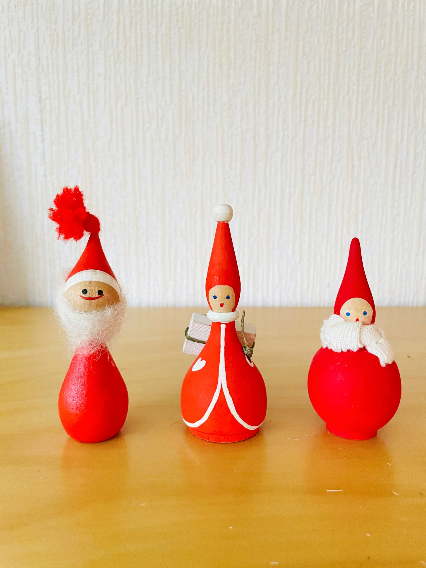 北欧のクリスマス/Svensk Hemslöjd//木製/可愛いトムテファミリー