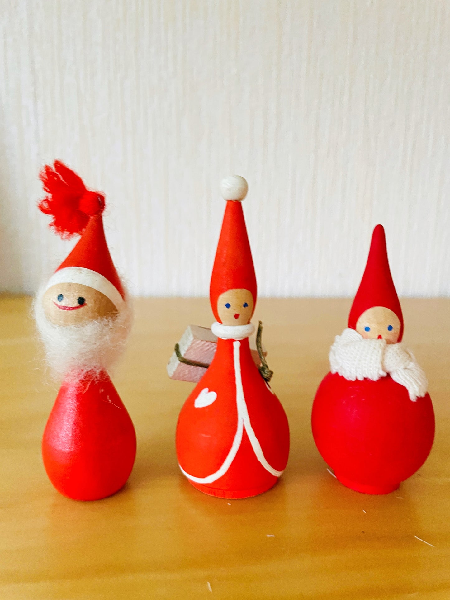 北欧のクリスマス/Svensk Hemslöjd//木製/可愛いトムテファミリー