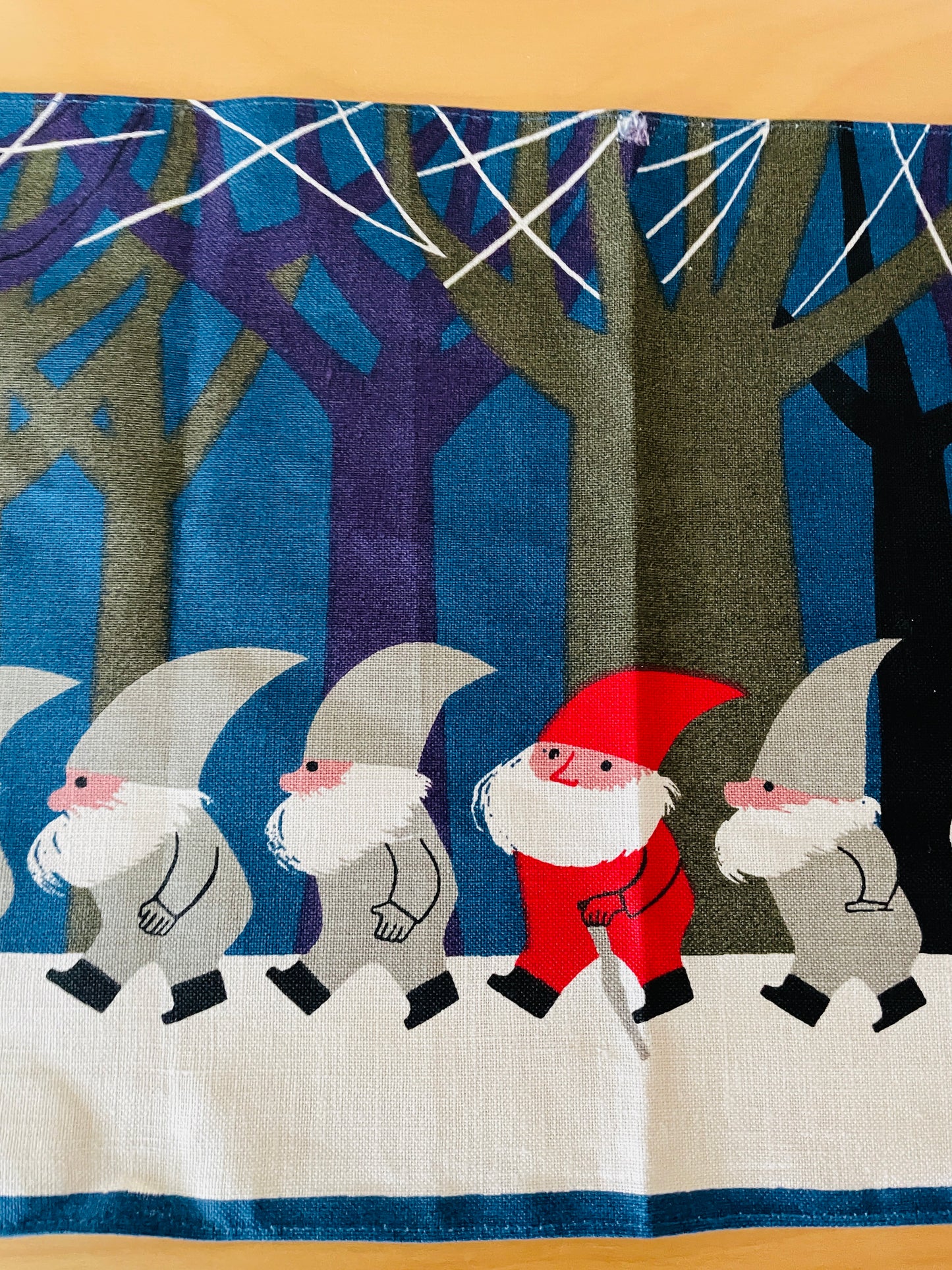 Jerry Roupe/ジェリー-ロウペ/ヴインテージ/トムテパレード/横長タペストリー、クロス/ブルー