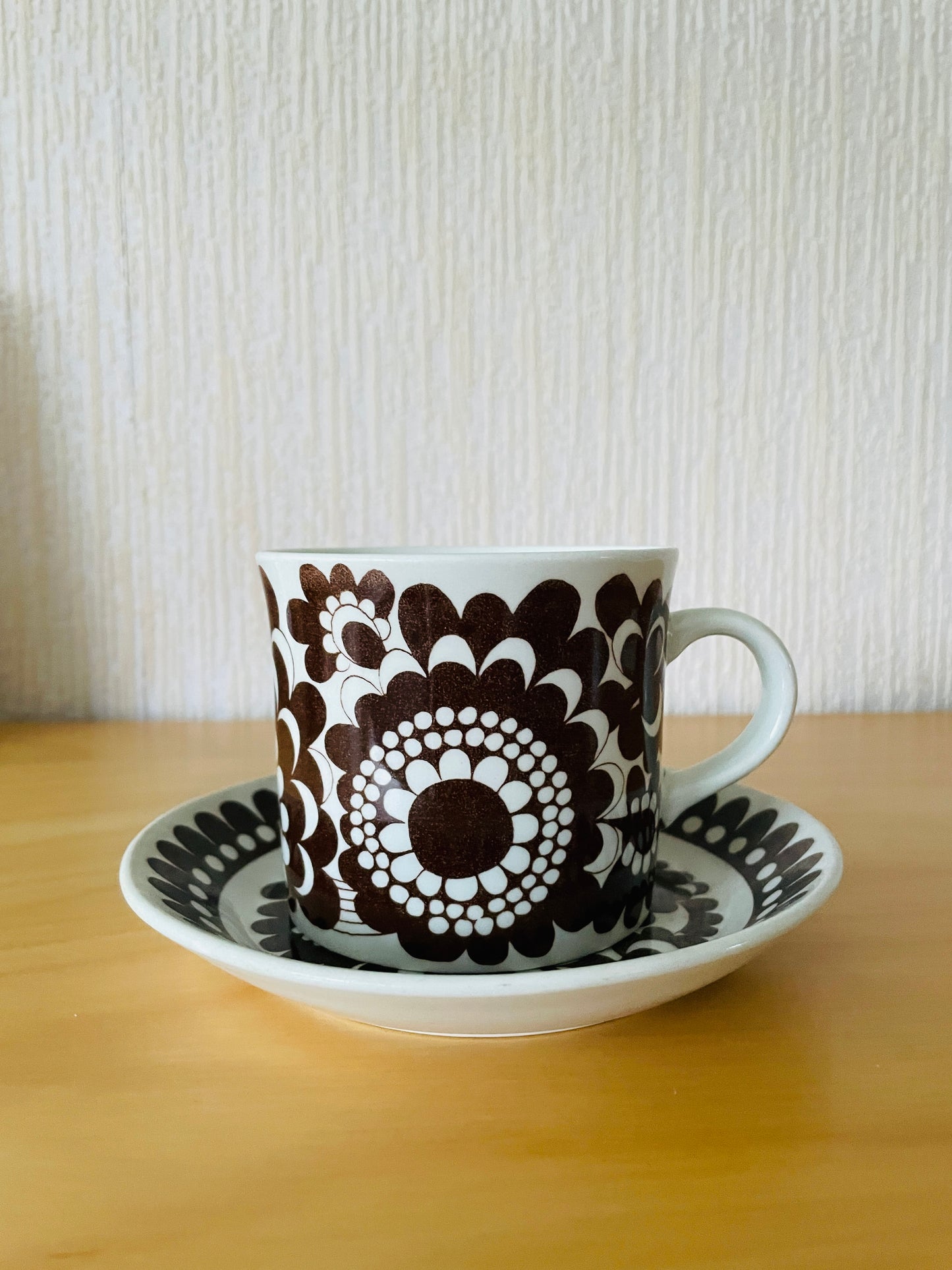 Arabia/Esteri Tomula/Centennial Mug & Saucer/Vintage/Brown