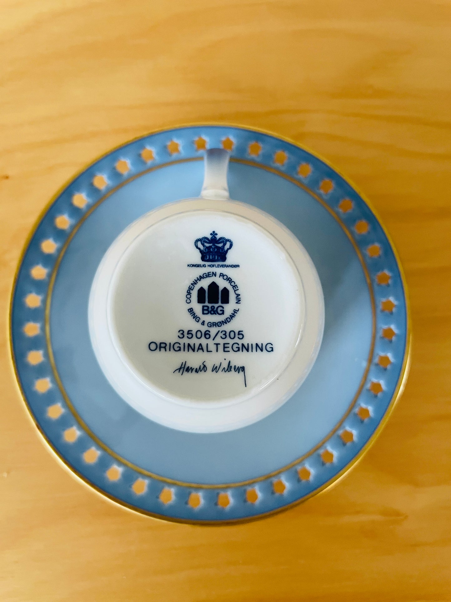 Bing & Grondahl / Original / Harald Wiberg / Tomte / Cup & Saucer, Plate / 3-piece set / Trio