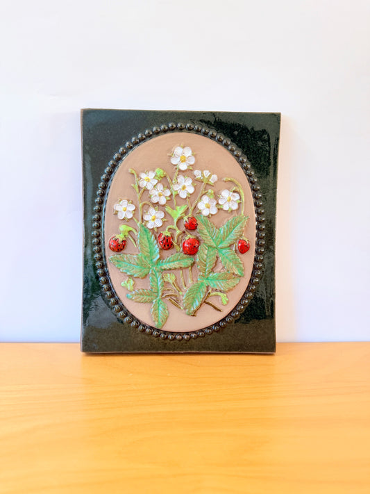 Jie Gantofta/Ji.Gantofta/Ceramic Plaque/Wild Strawberry