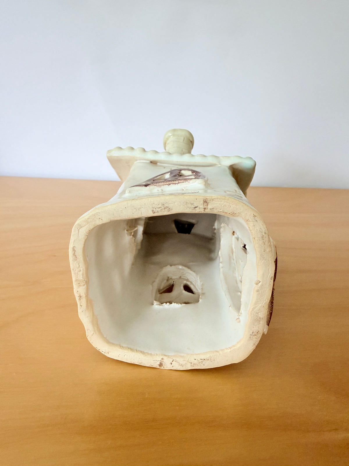 北欧ヴィンテージ/おしゃれな窓の沢山あるお家型キャンドルホルダー