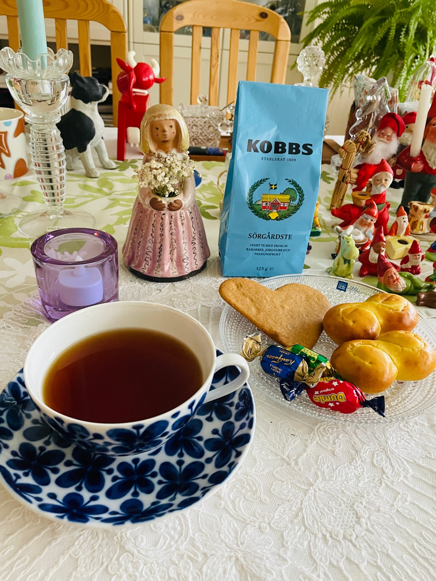 Rörstrand/Marianne Westman/Mon Amie/Tea Cup & Saucer