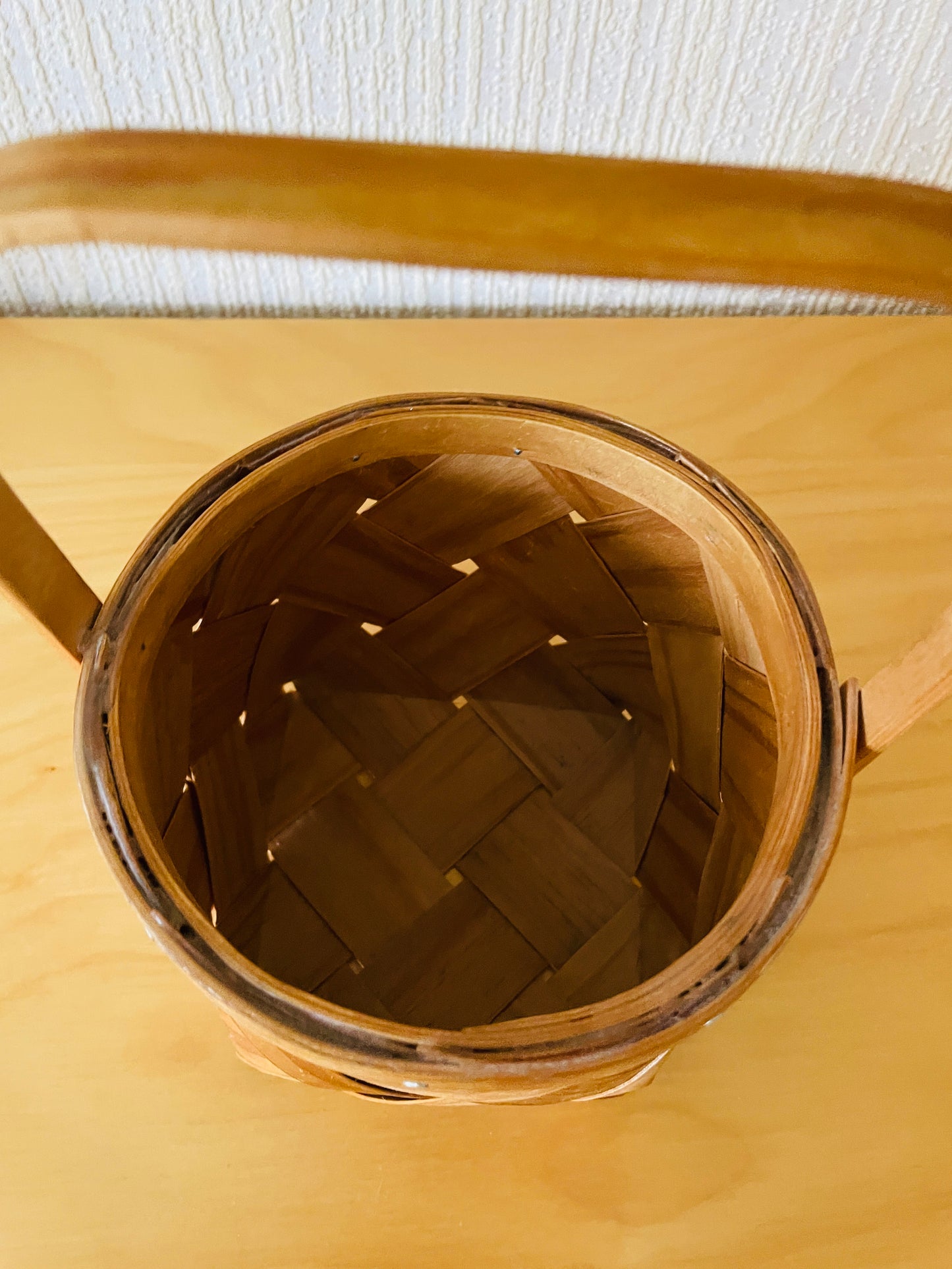 Traditional Scandinavian Craft / Spånkorg / Spånkorg / Våmhus / Handle