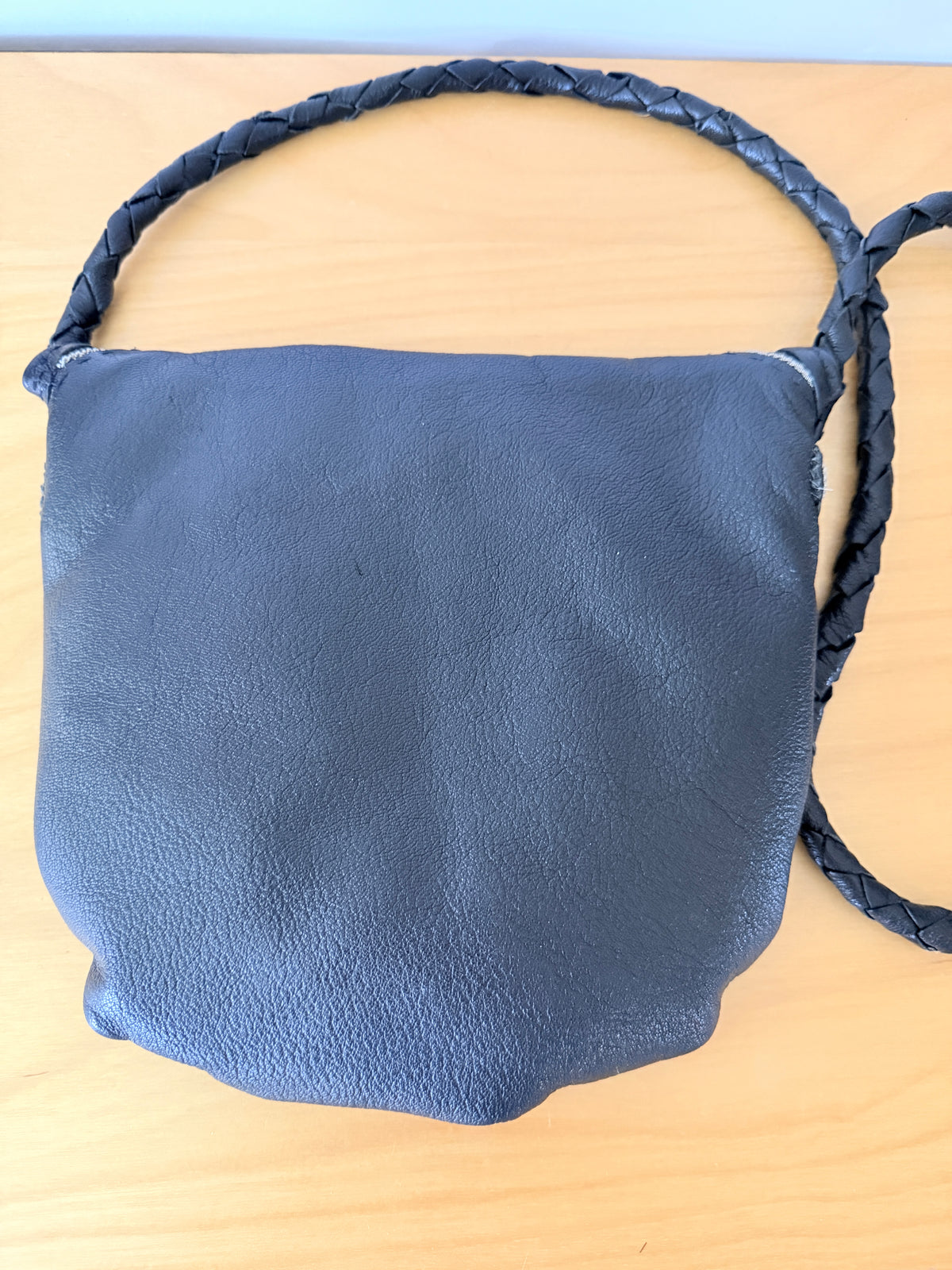 Sameslöjd/北スウエーデンサーミ伝統手工芸品/トナカイ革のバッグ/ブラック/Nr.2