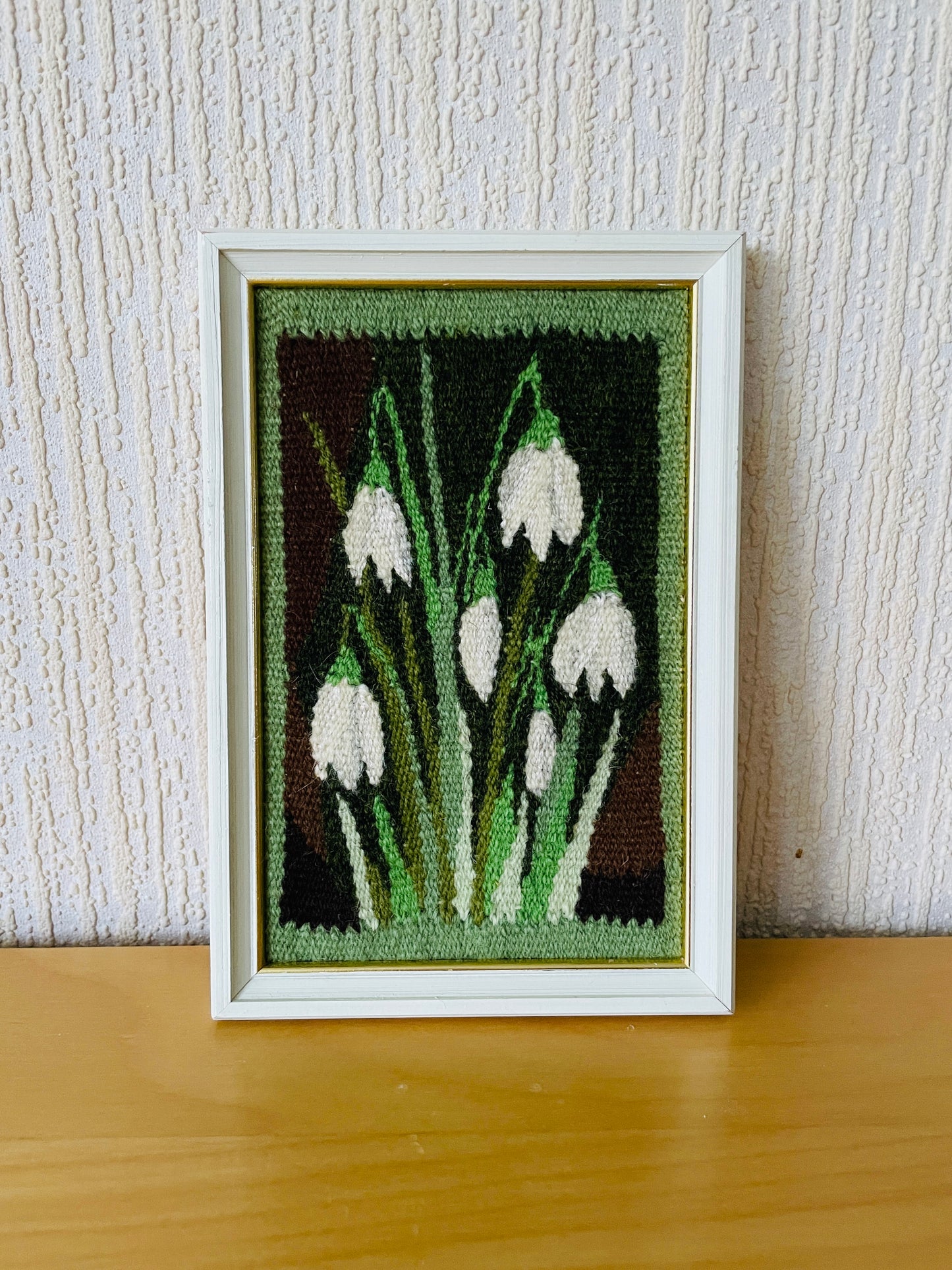 Scandinavian Traditional Handicraft / Flemish Weaving / Snowdrop / Framed