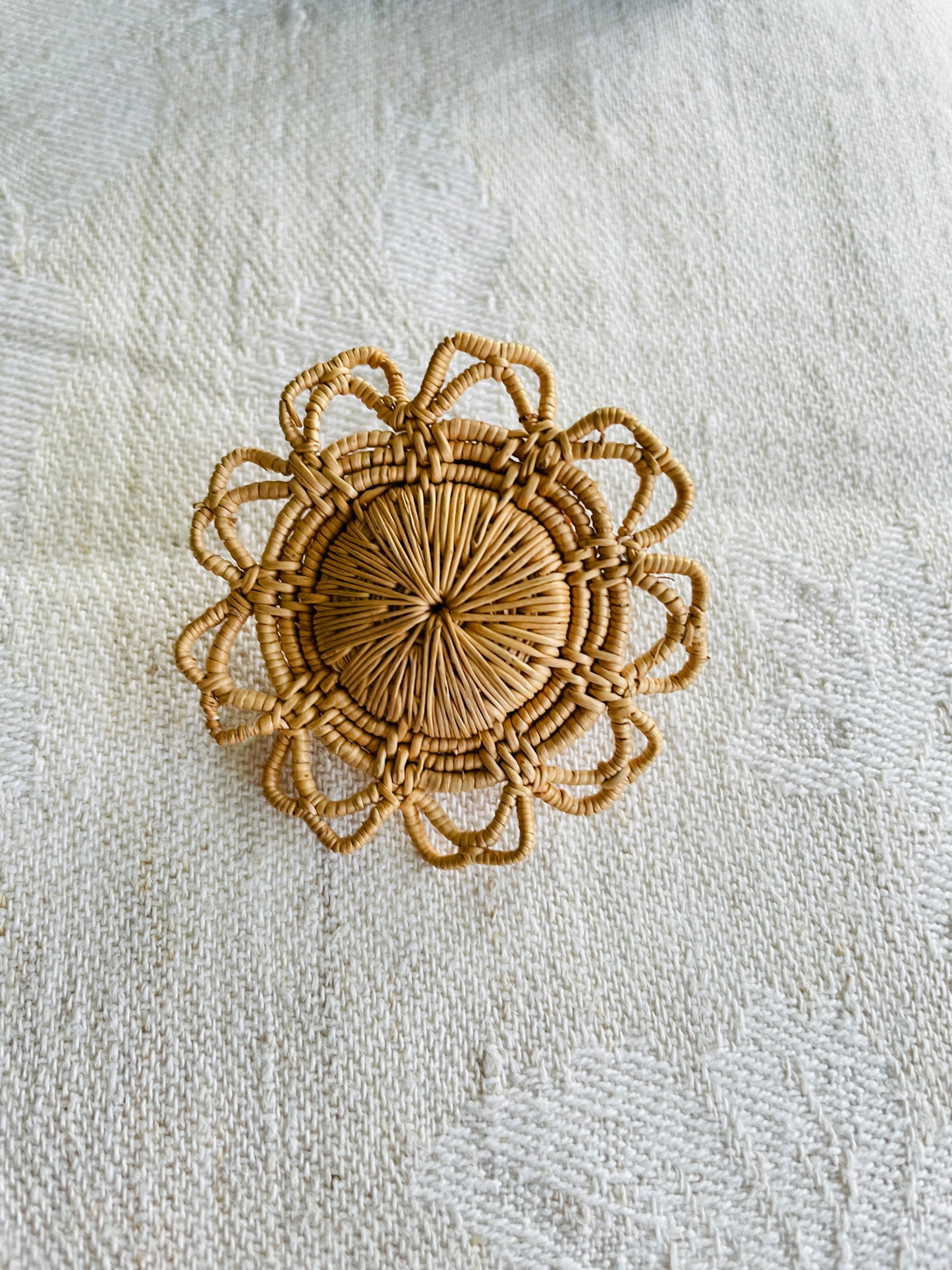 北欧ヴィンテージアクセサリー/Sameslöjd/Rotslöjd/サーミ伝統手工芸/ブローチ