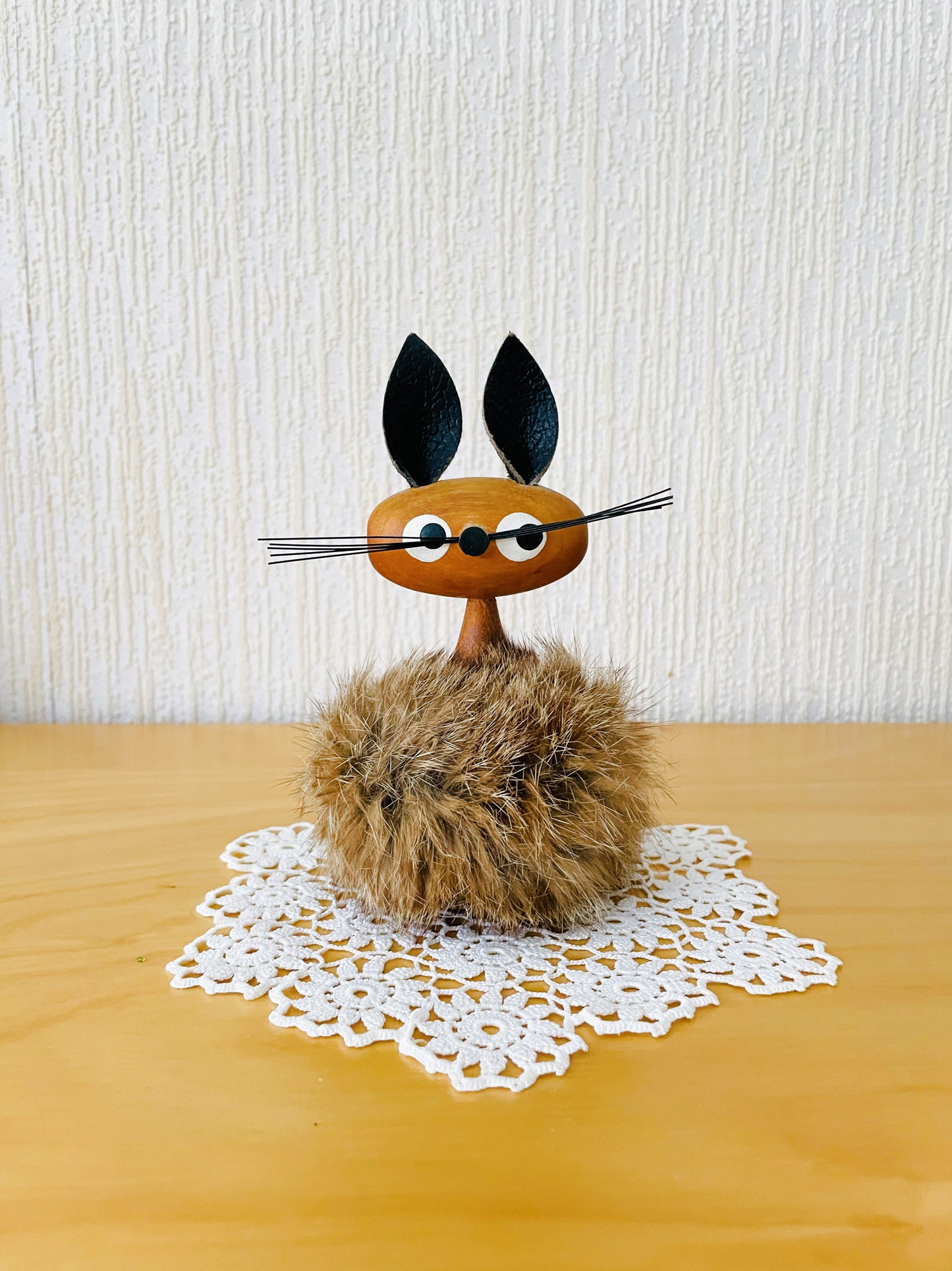 北欧ヴィンテージ/チーク製のモフモフうさぎちゃん/ブラウンファー
