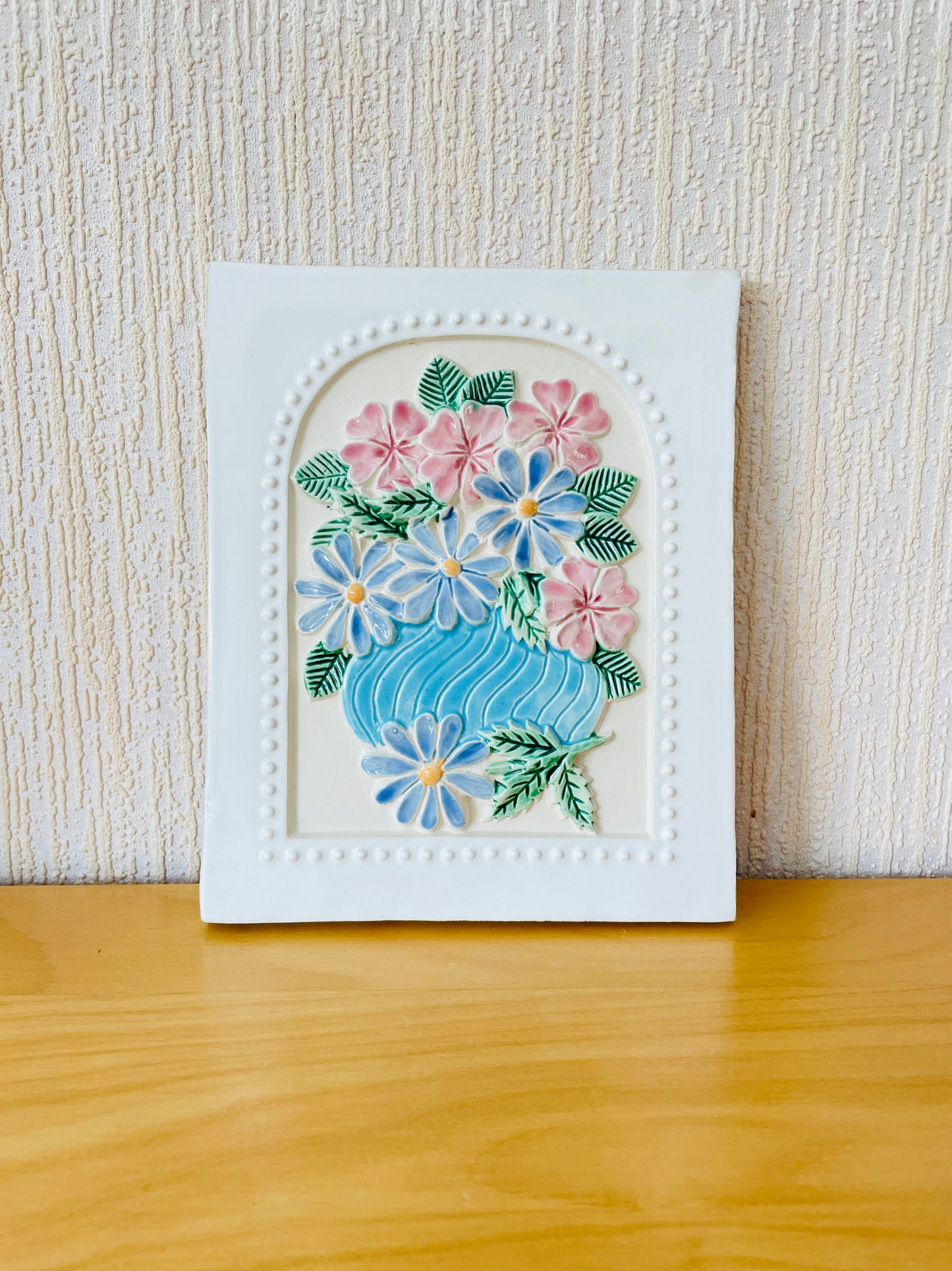 Jie Gantofta/Jie Gantofta/Väggplatta/Pastellfärgad blomsterbukett