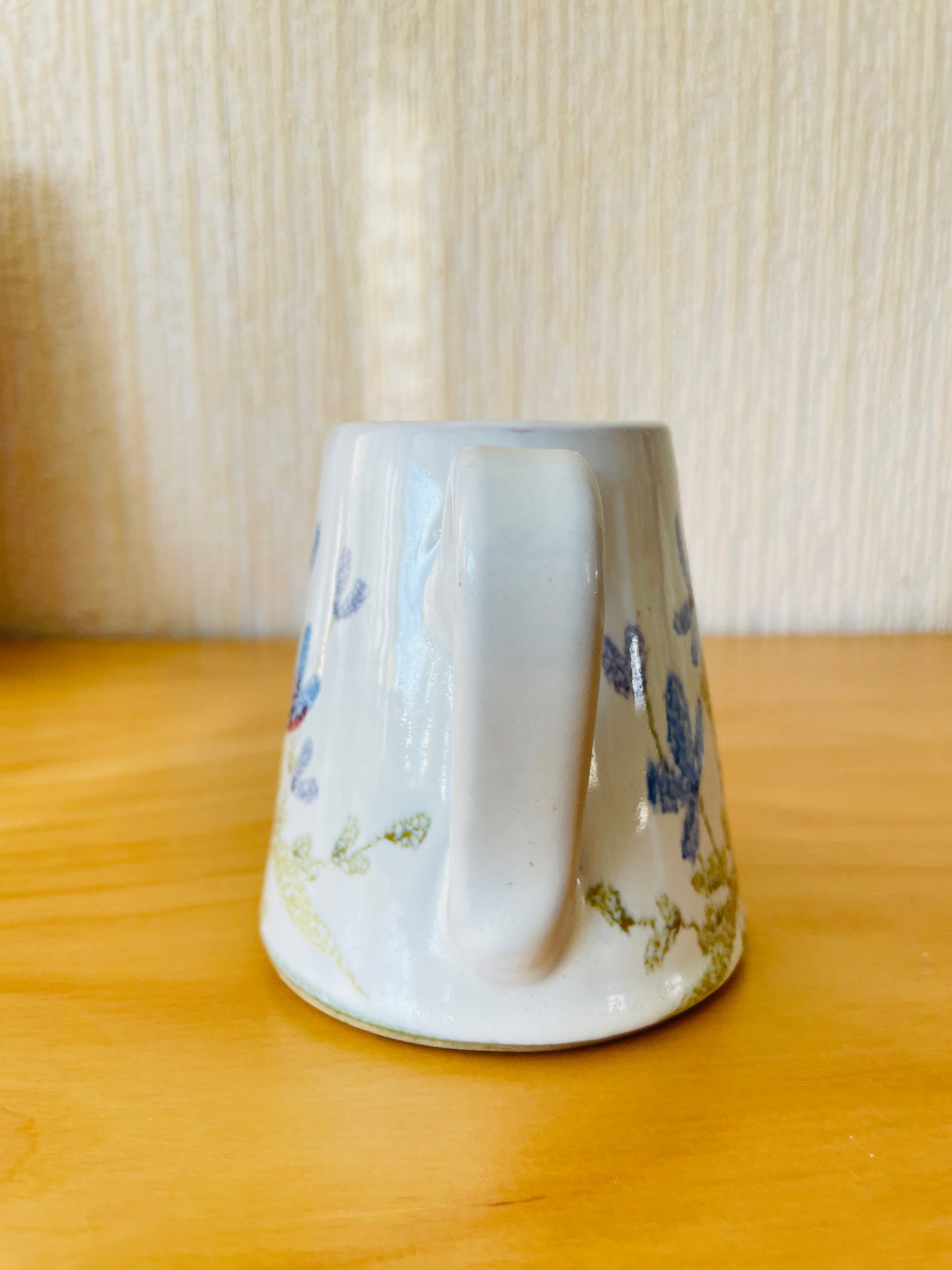 Laholm Keramik/handtag/vas/Blåsippa/vitsippa
