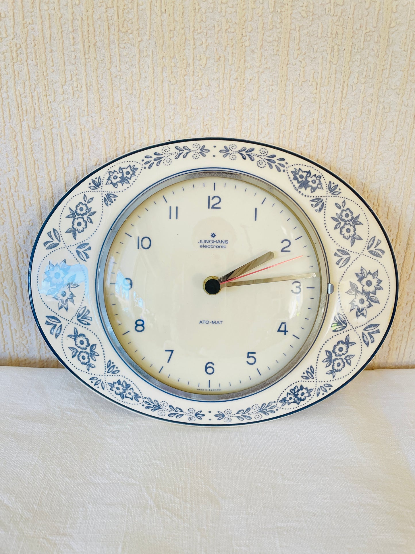 Junghans / Wall Clock / Blue Floral Pattern
