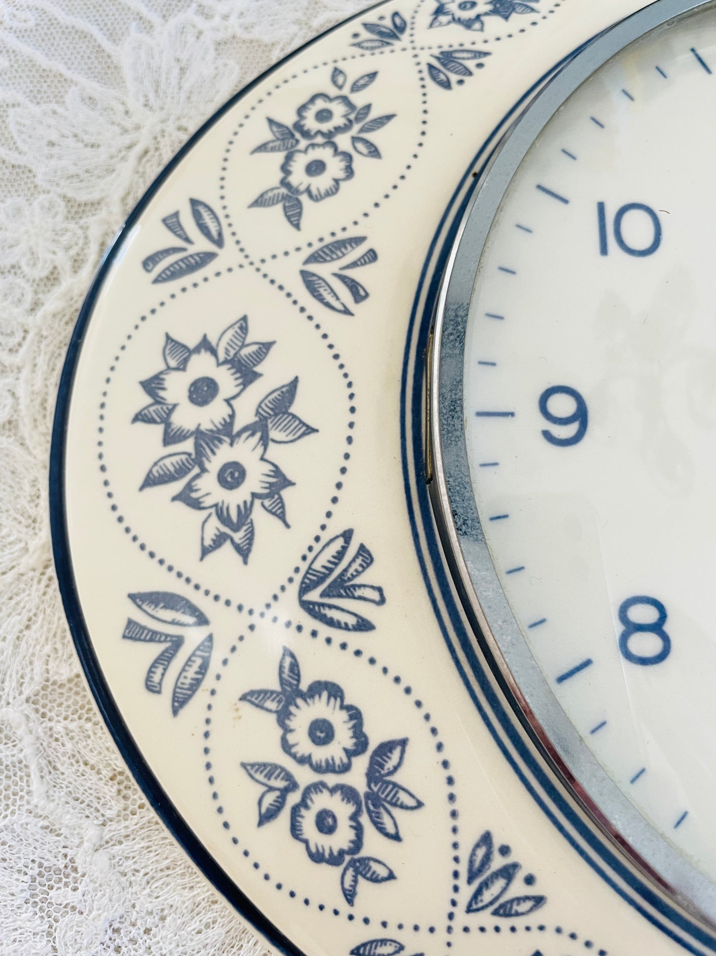 Junghans / Wall Clock / Blue Floral Pattern