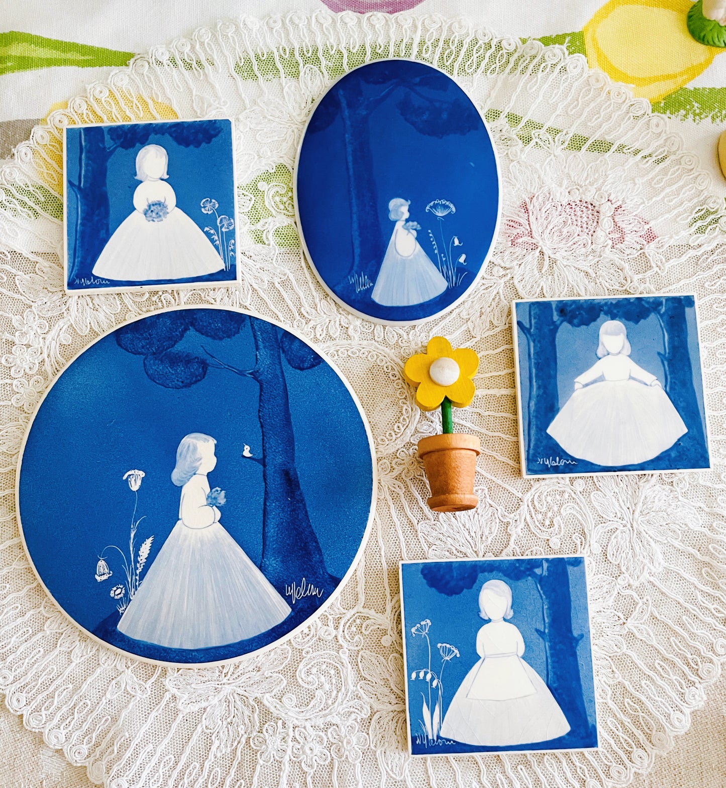 Aluminia Danmark Wall Plate / Girl in a Long Dress in the Forest