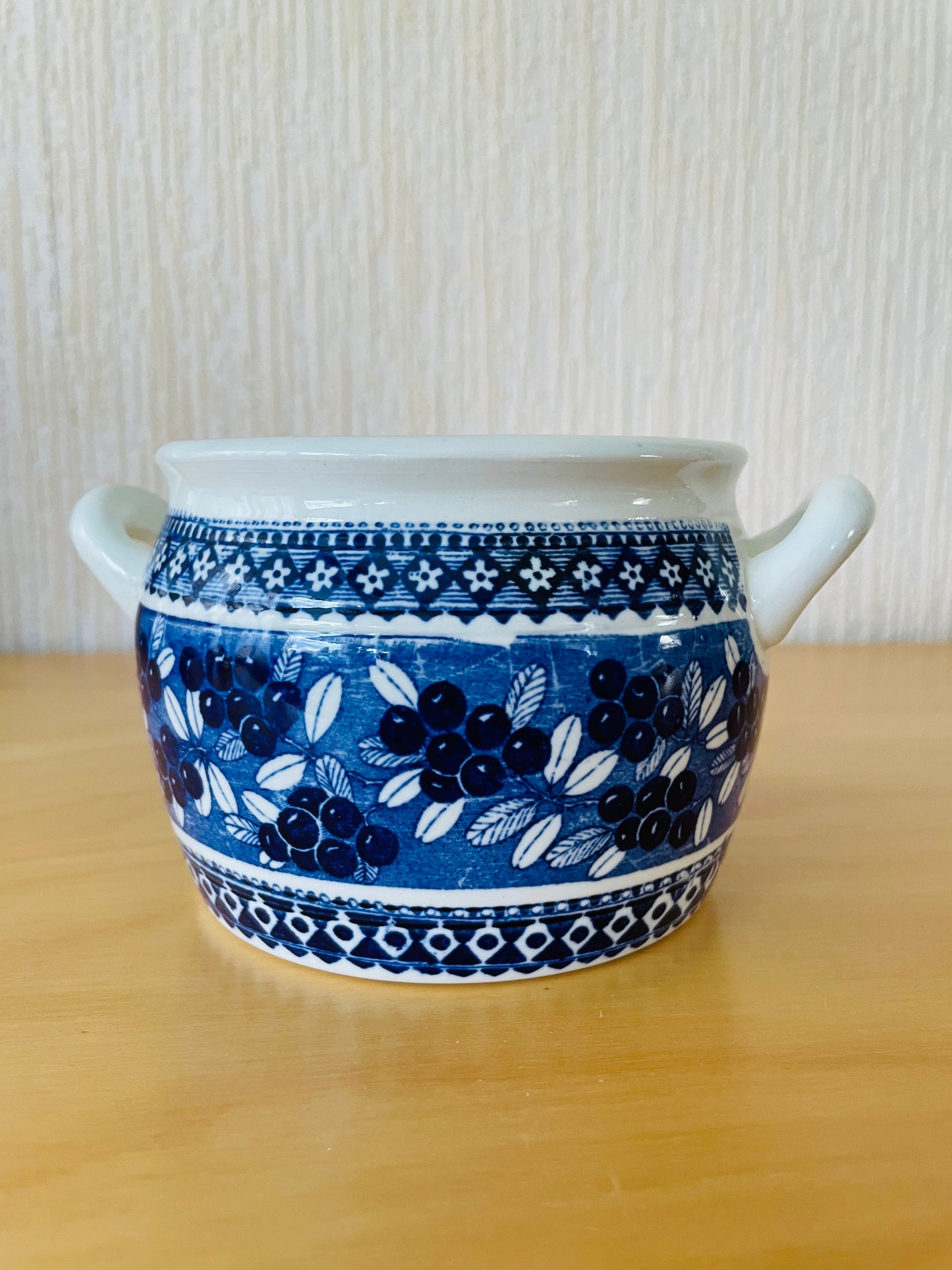 Arabia/Arabia/Raija Uosikkinen/Raija Uosikkinen/Jam Pot/Flower Vase/Blueberry Pattern