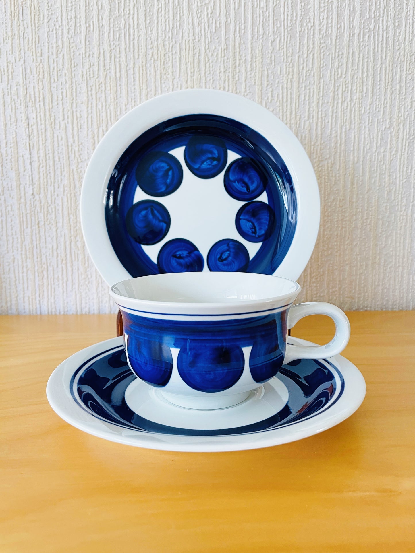 Rörstrand/Rörstrand/Inger Persson/Inger Persson/Colette/Colette/Tea cup & saucer, plate/No. 1