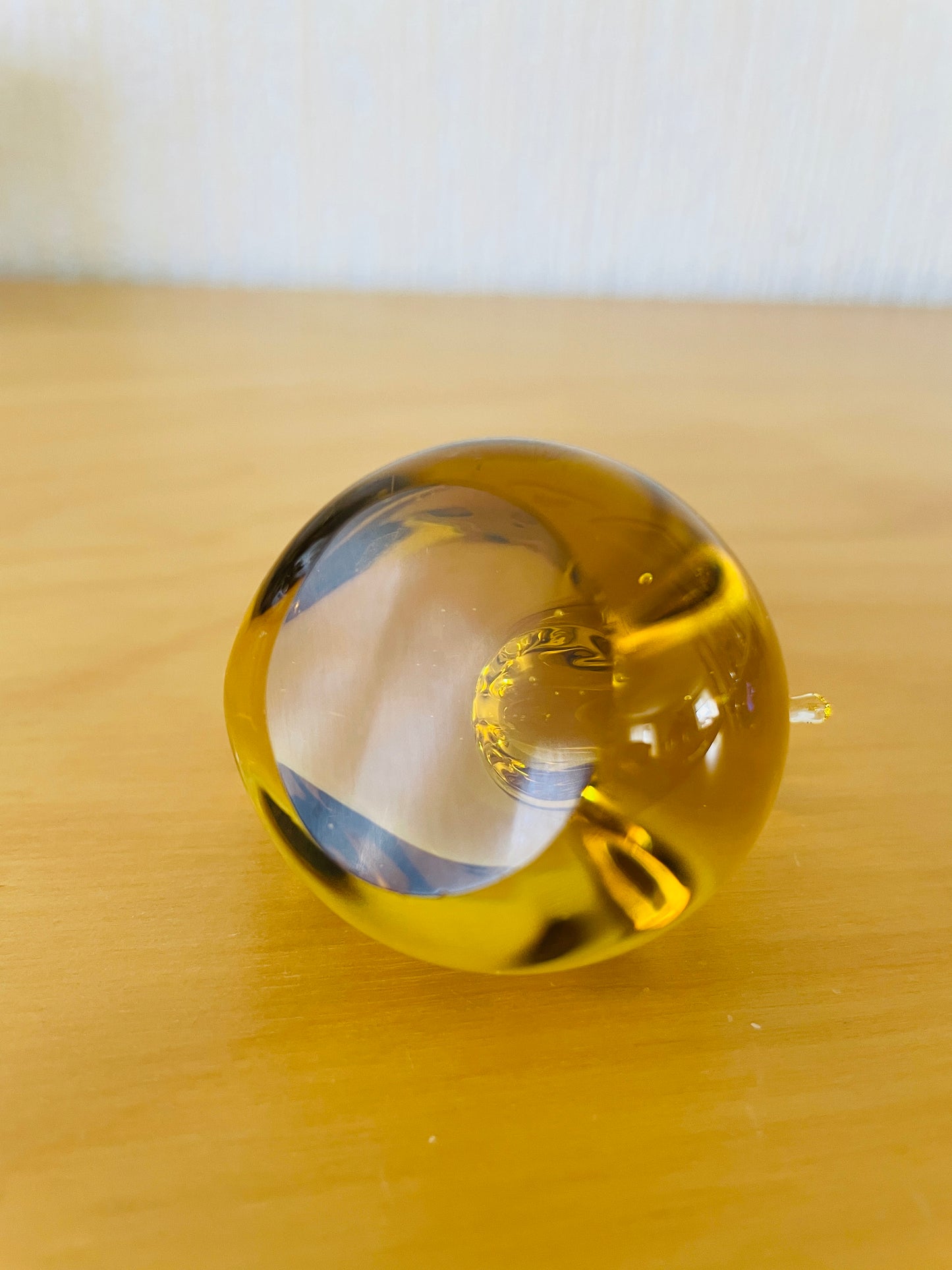 Lindhammar Glas/Lindhammar glasbruk/Glassfågelobjekt/Gulaktig bärnsten