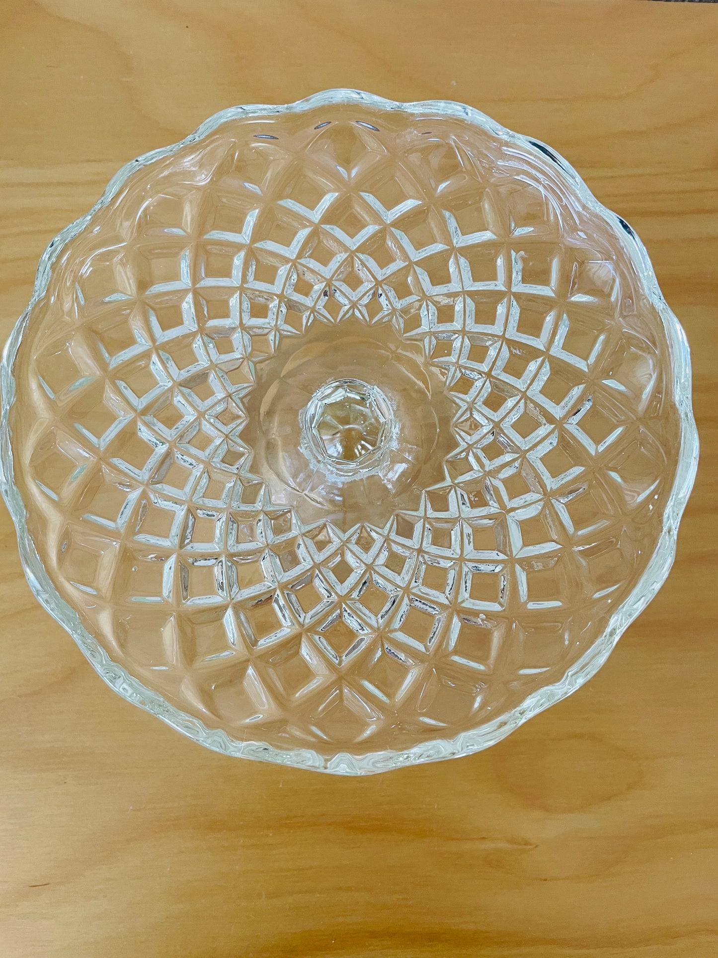 Scandinavian vintage / glass compote