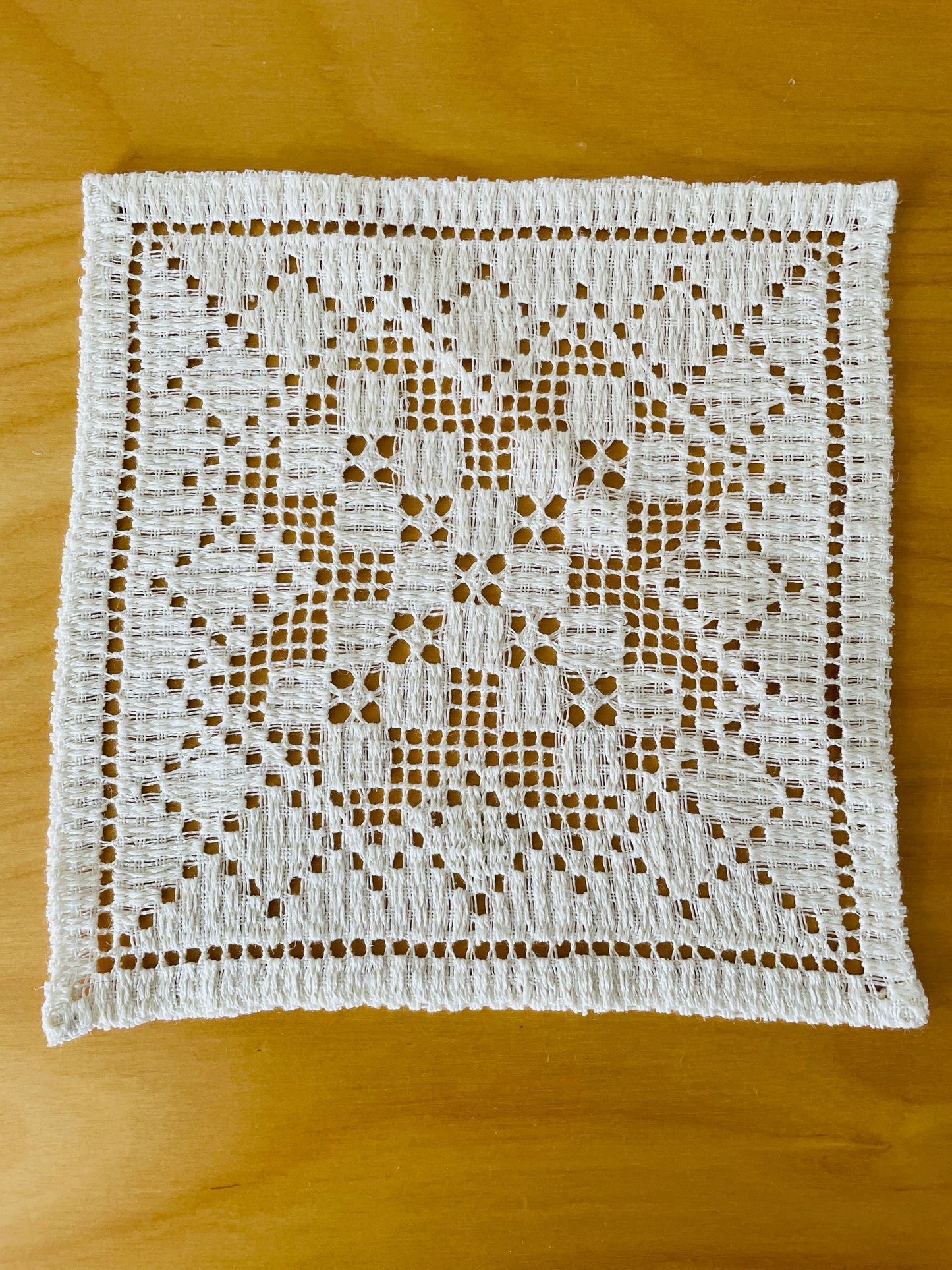 Traditional Scandinavian Craft / Näversöm / Näversöm / Tablecloth / Set of 2
