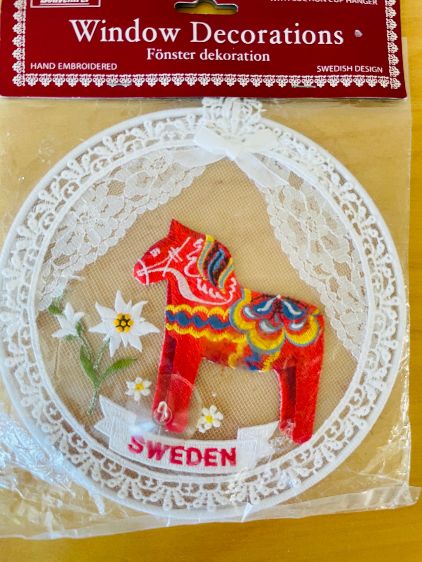 北欧ヴィンテージ雑貨/Dalahäst/ダーホース/Fönster Smycken/ハンドメイド/レースの窓飾り/新品未使用品