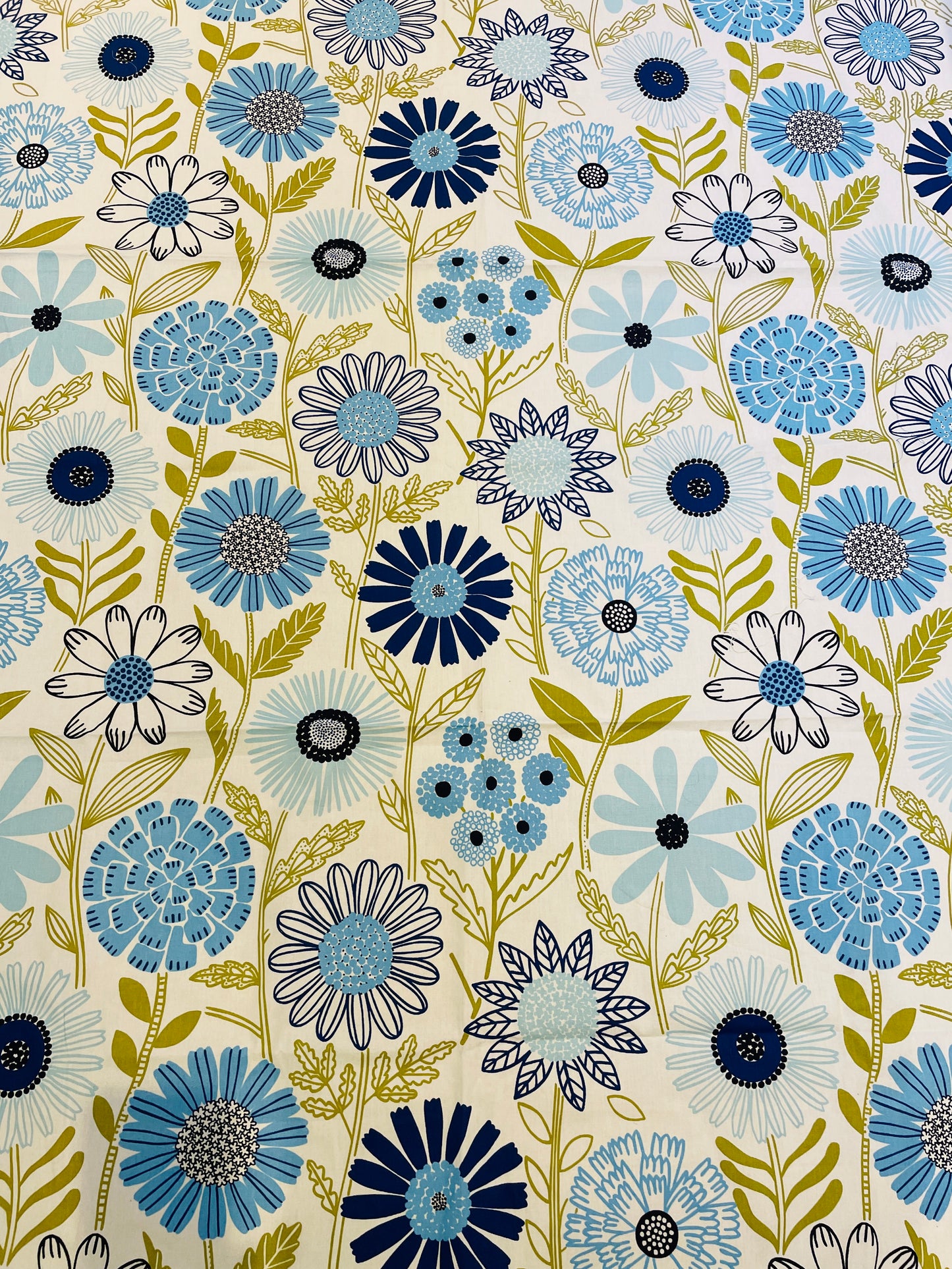 北欧ヴィンテージ/ファブリック生地/Almedahls/アルメダールス/ブルーのお花/236cm x 152cm