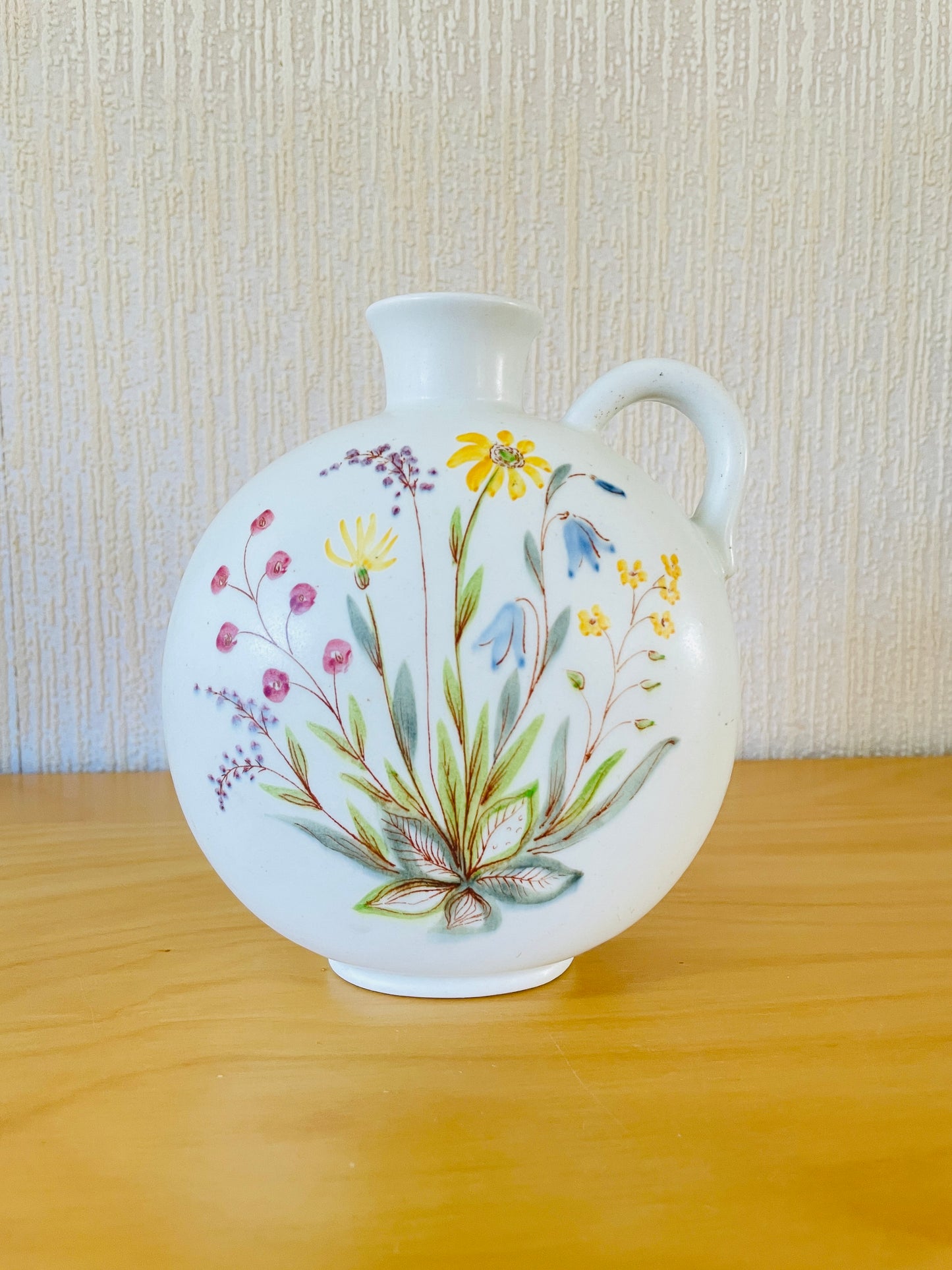 Rörstrand/Lars Thoren/Vase/Flowers blooming in a Nordic field