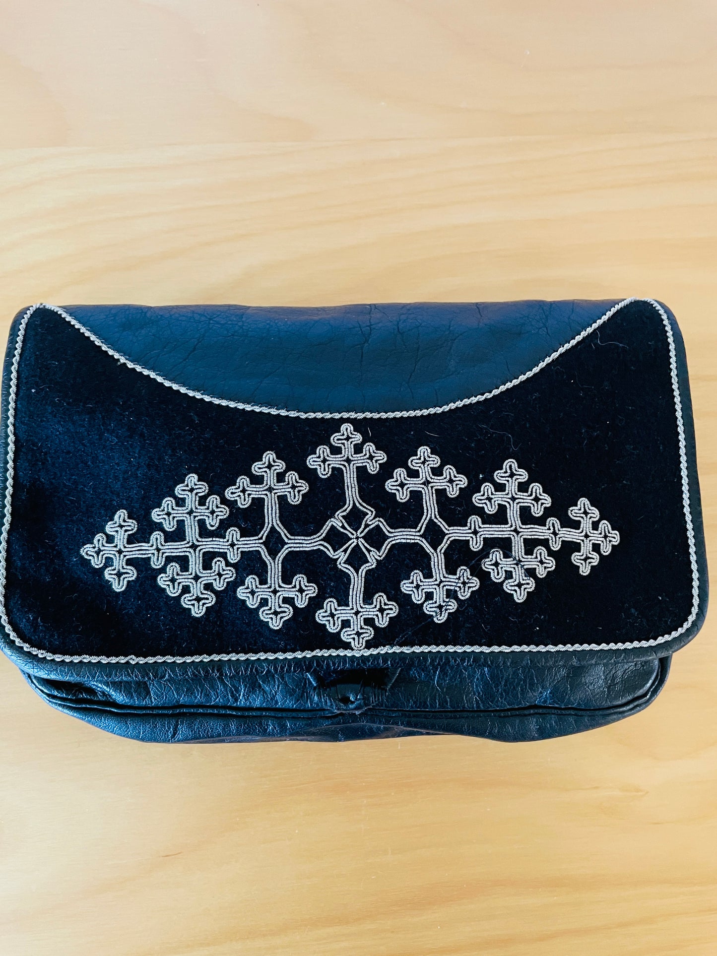 Sameslöjd/北スウエーデン/サーミ伝統手工芸品/クラッチバッグ/ポシェット