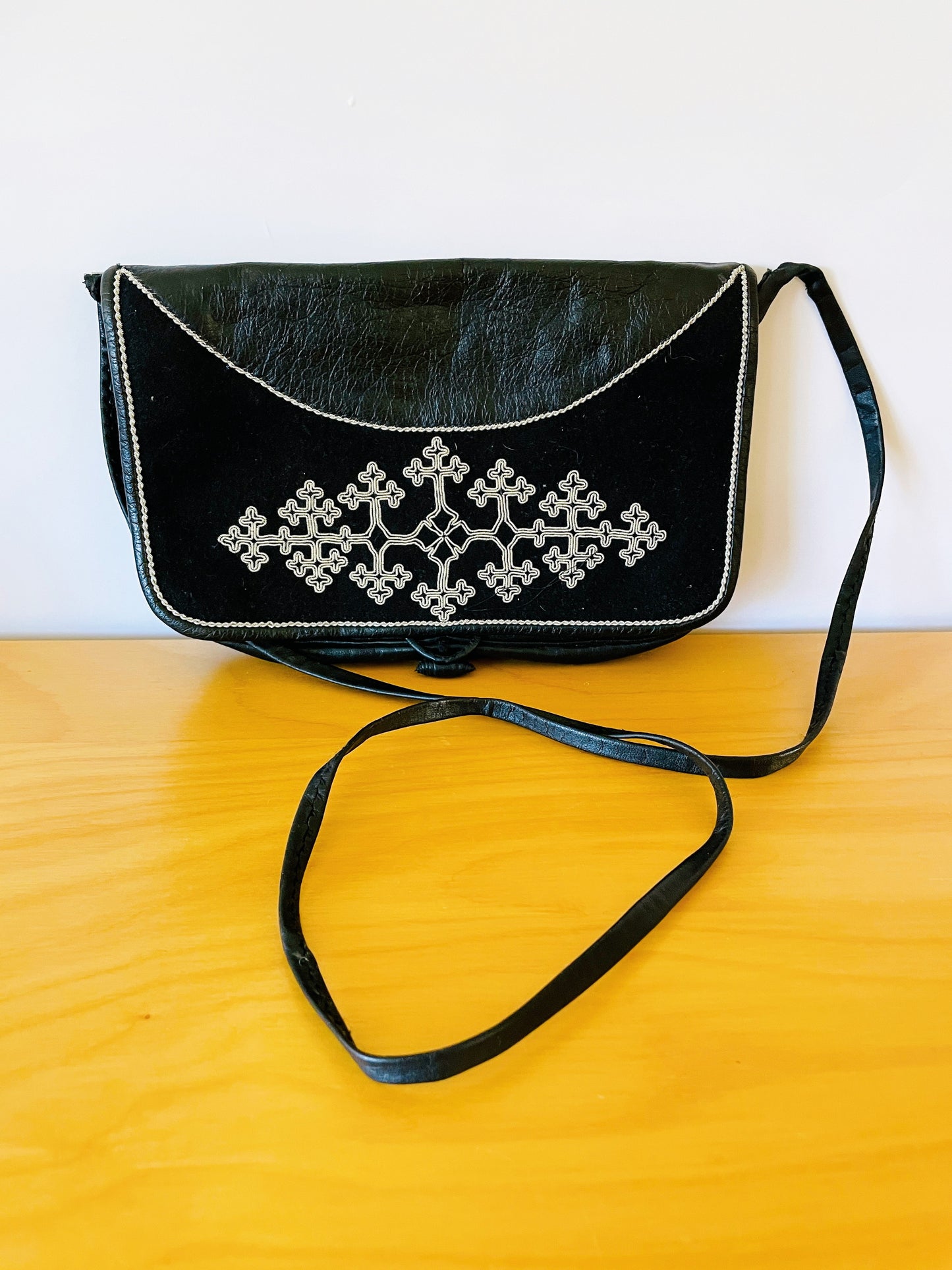 Sameslöjd/北スウエーデン/サーミ伝統手工芸品/クラッチバッグ/ポシェット