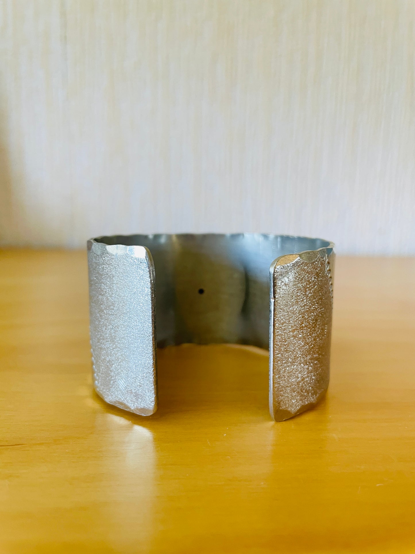 Sameslöjd/北スウエーデン/伝統手工芸品/Jockmok/ヨックモック/ピューターのブレスレット