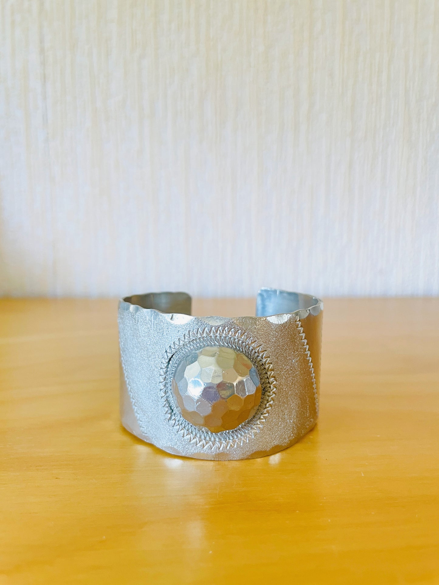 Sameslöjd/北スウエーデン/伝統手工芸品/Jockmok/ヨックモック/ピューターのブレスレット