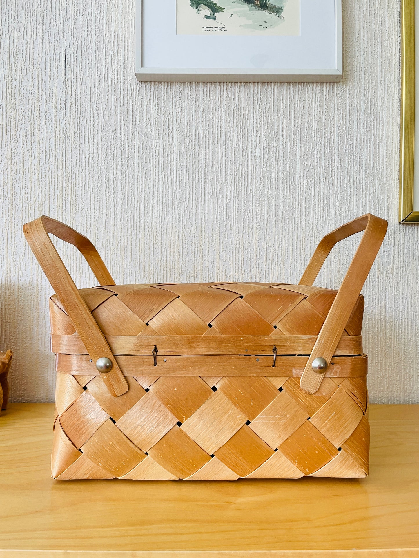 北欧手工芸/Spånkorg/スポンコリ/ナチュラル/ハンドル蓋付きカゴ