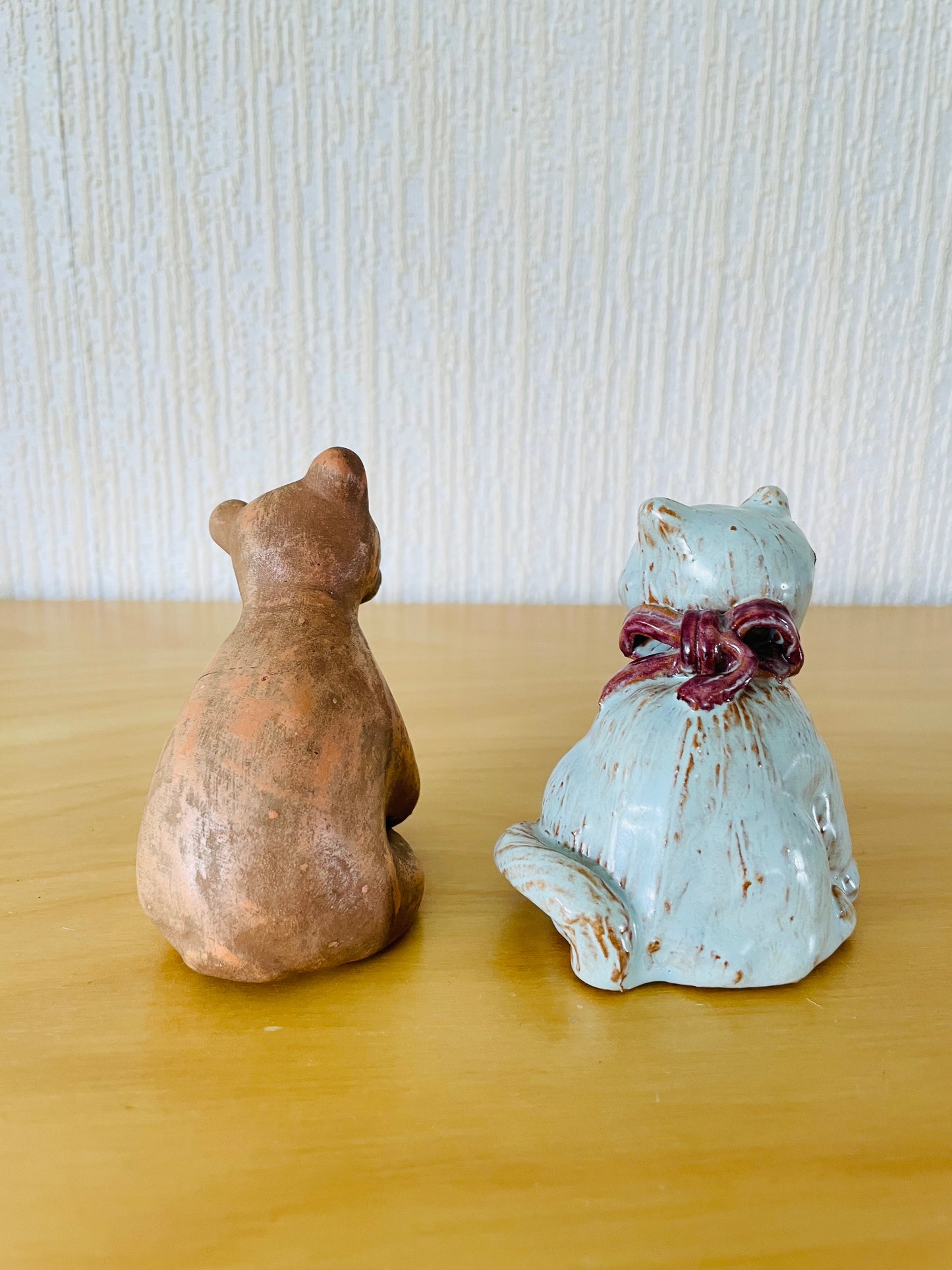 Gammalgård/Rutebo Leksand/Rut Calra Landström/大きなピンクのリボンを付けたネコちゃん