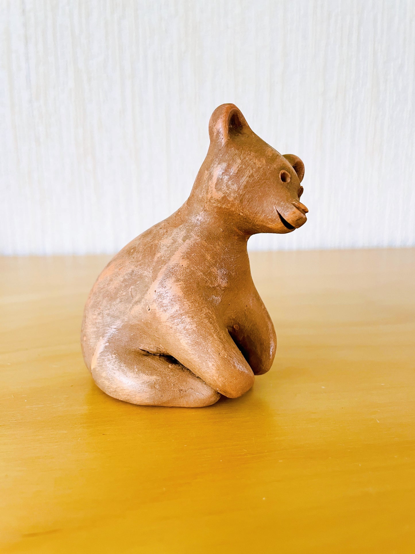 Rutebo Leksand/ルーテボー.レイクサンド/首を傾げるクマちゃん