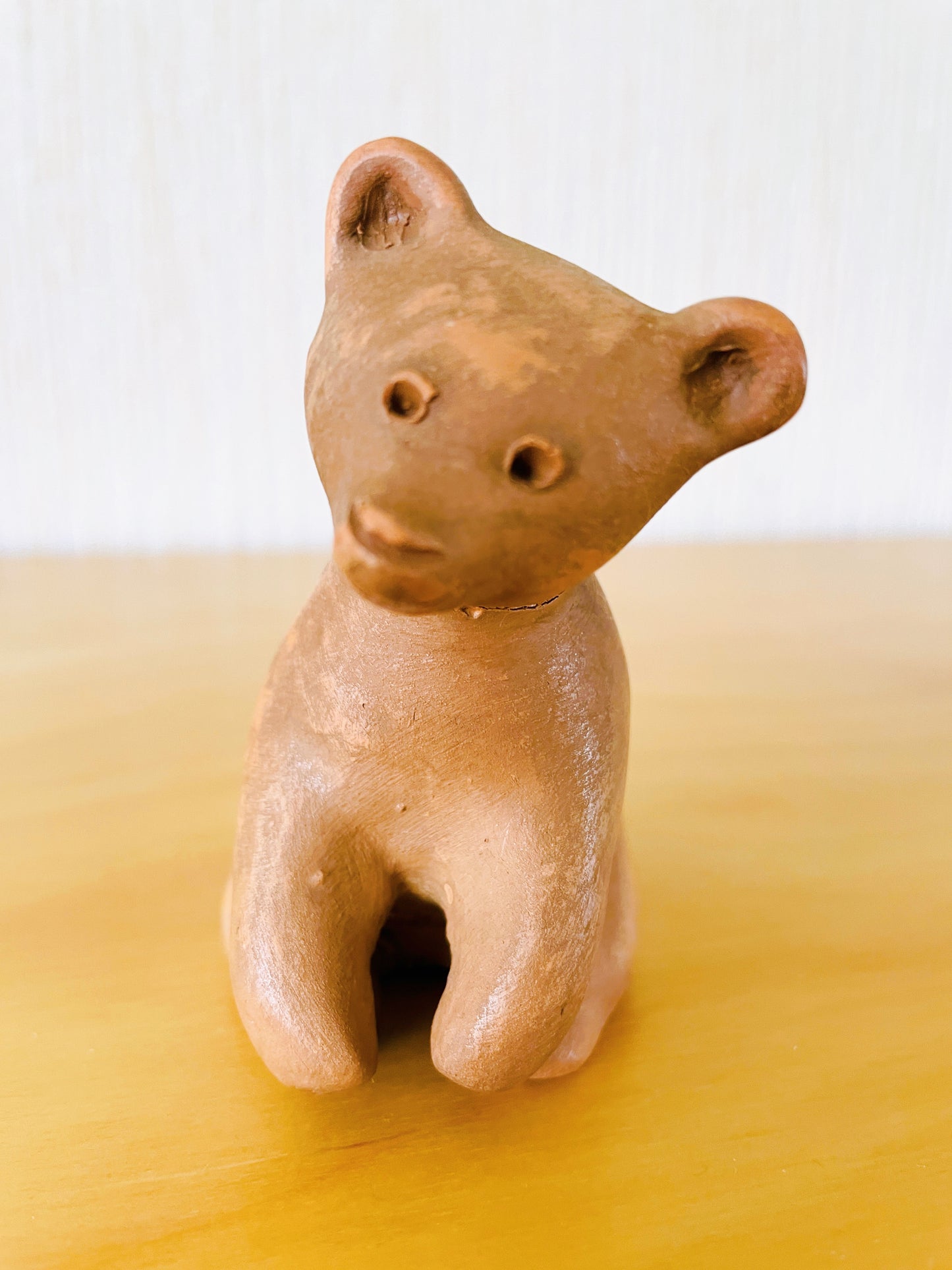 Rutebo Leksand/ルーテボー.レイクサンド/首を傾げるクマちゃん