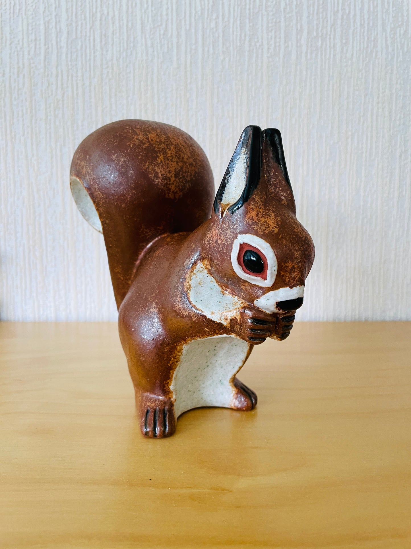 Nittsjö/ニットシュー/Thomas Hellström/トーマス.ヘルストローム/リスのオブジェ