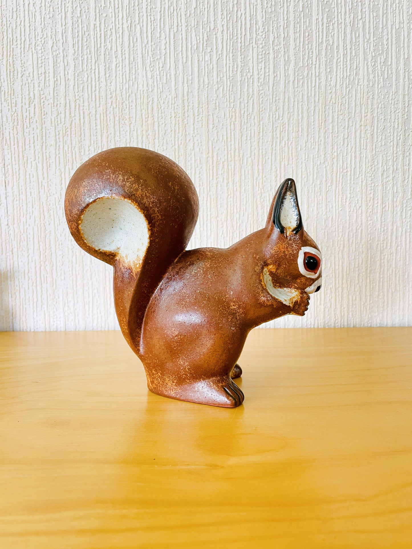 Nittsjö/ニットシュー/Thomas Hellström/トーマス.ヘルストローム/リスのオブジェ