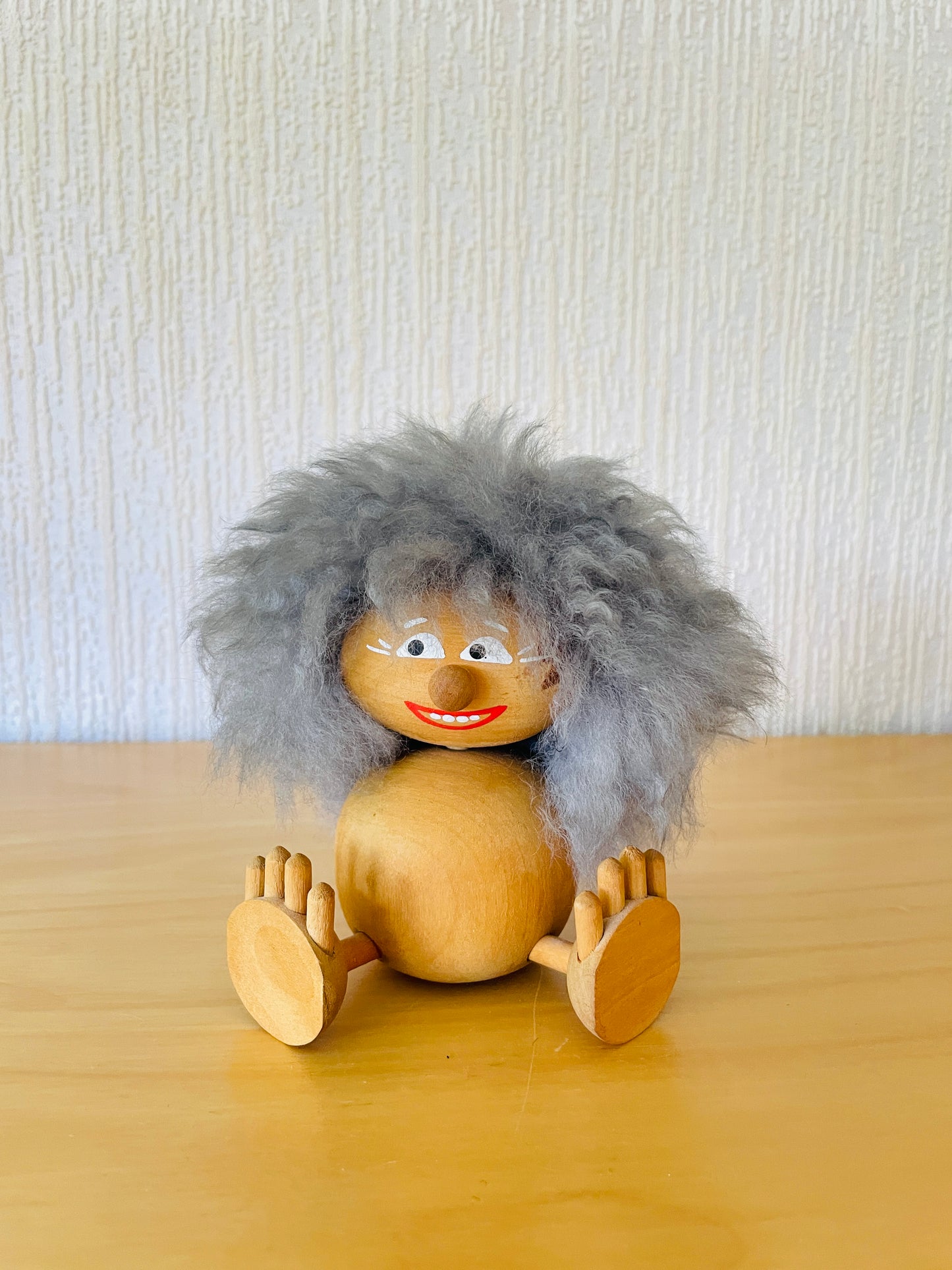 北欧手工芸/モフモフ頭のトロールさん