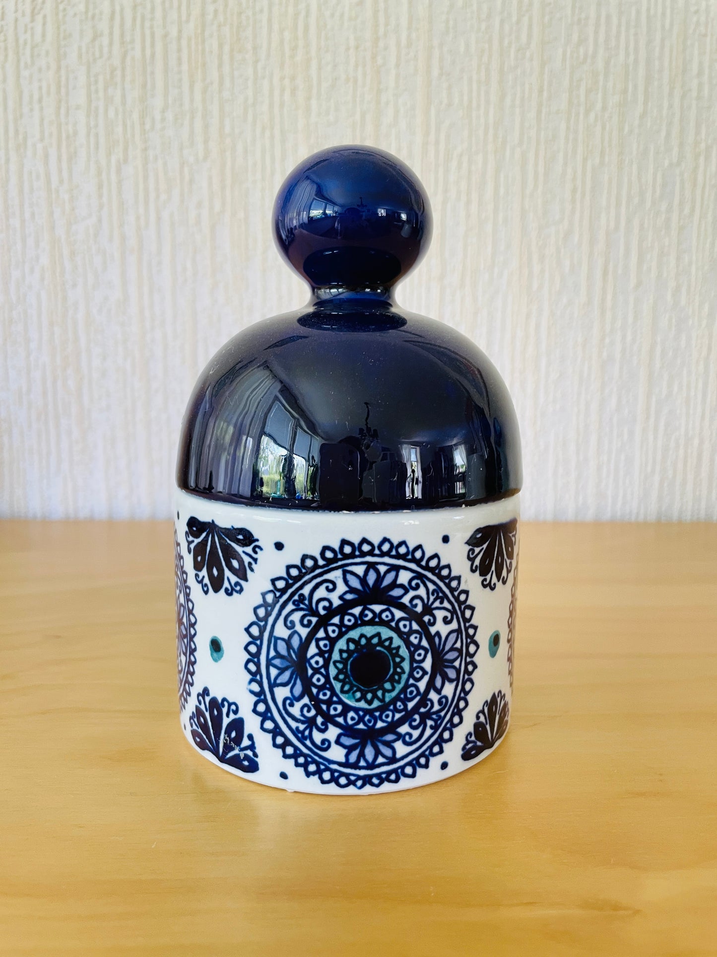 Arabia/アラビア/Hilkka-Liisa Ahola/ヒッカラ-リーサ アホーラ/ハンドペイント/ボンボンジャー