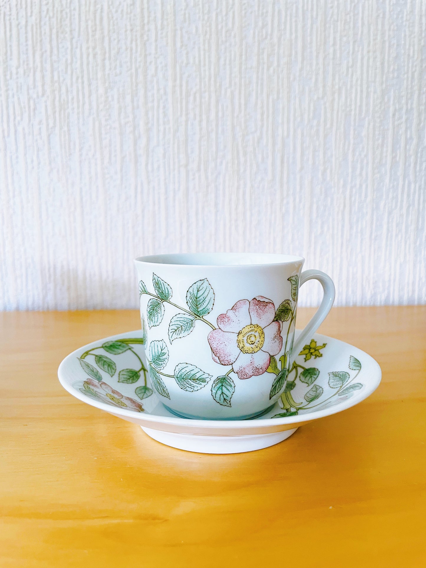 Rörstrand/ロールストランド/Nyponros/ニッポンローズ/カップ&ソーサー