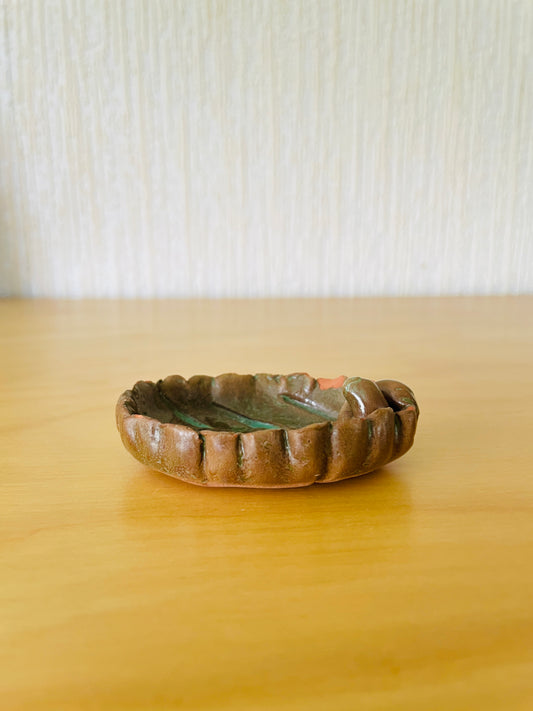 Rutebo Leksand/ルーテボー/レイクサンド/葉っぱ型の豆皿/訳あり