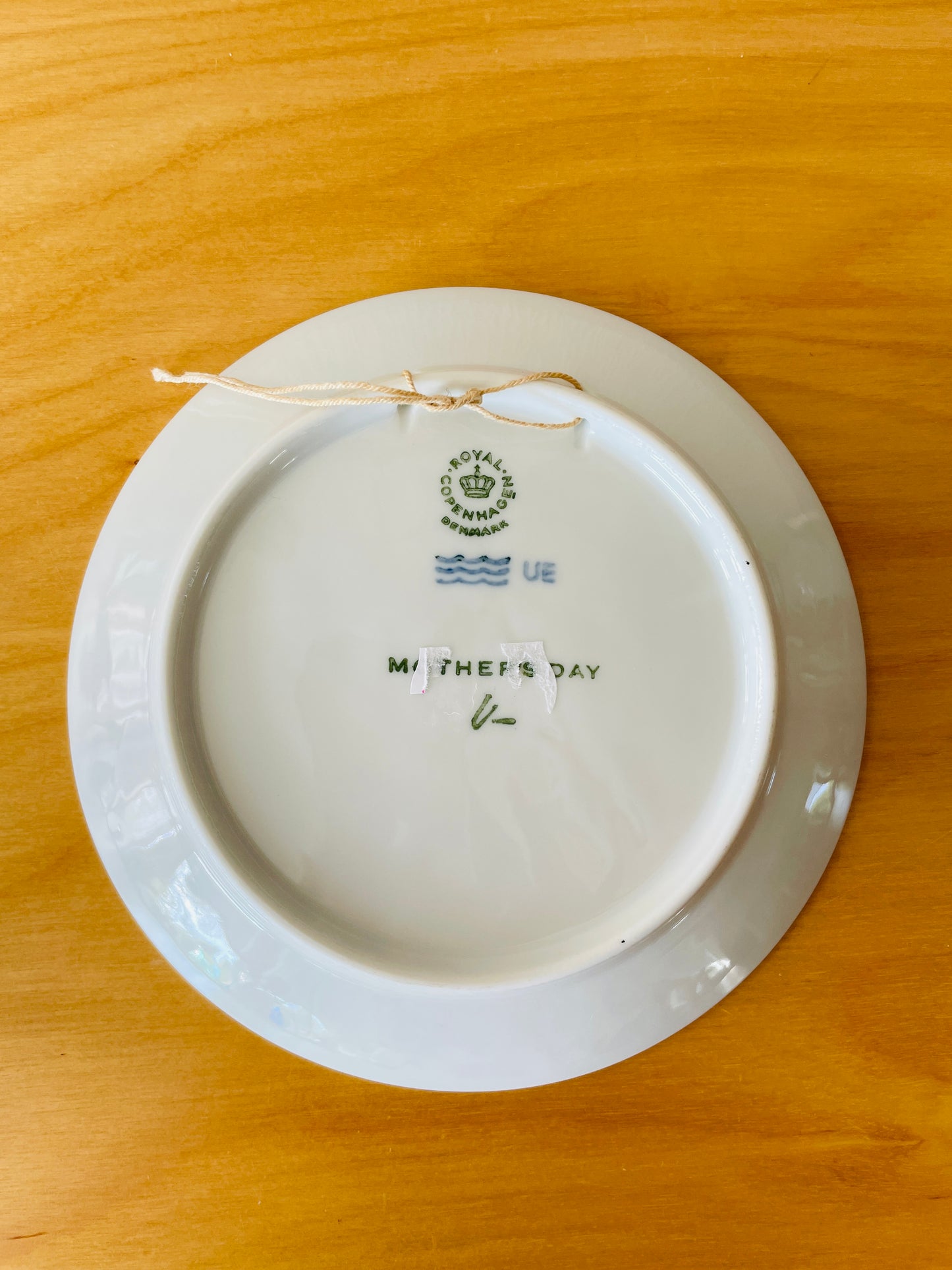 Royal Copenhagen/Royal Copenhagen/Mother's Day/Plate/1976