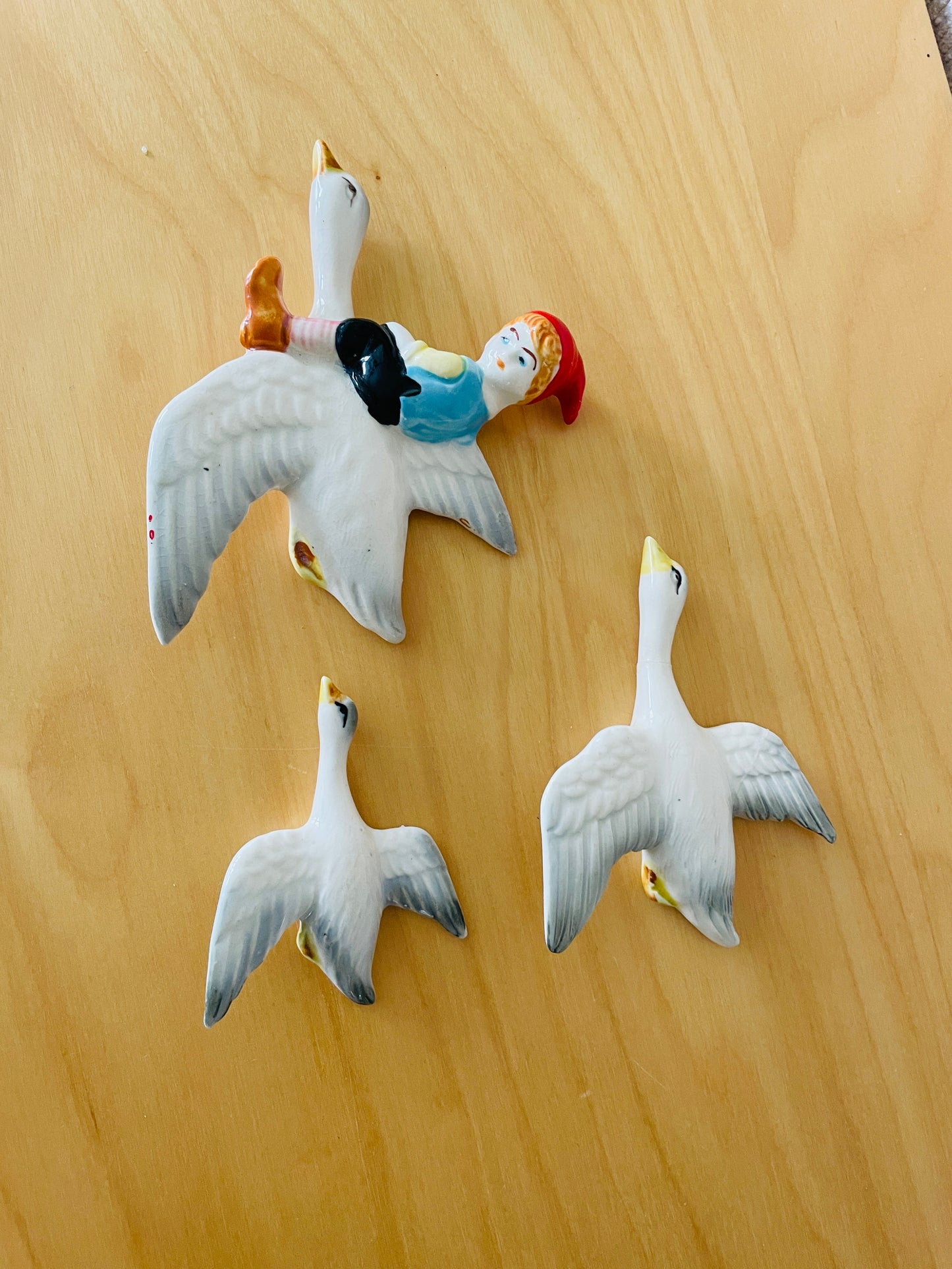 北欧ヴィンテージ/Nils Holgersson/ニルスのふしぎな旅/壁飾り/3個セット