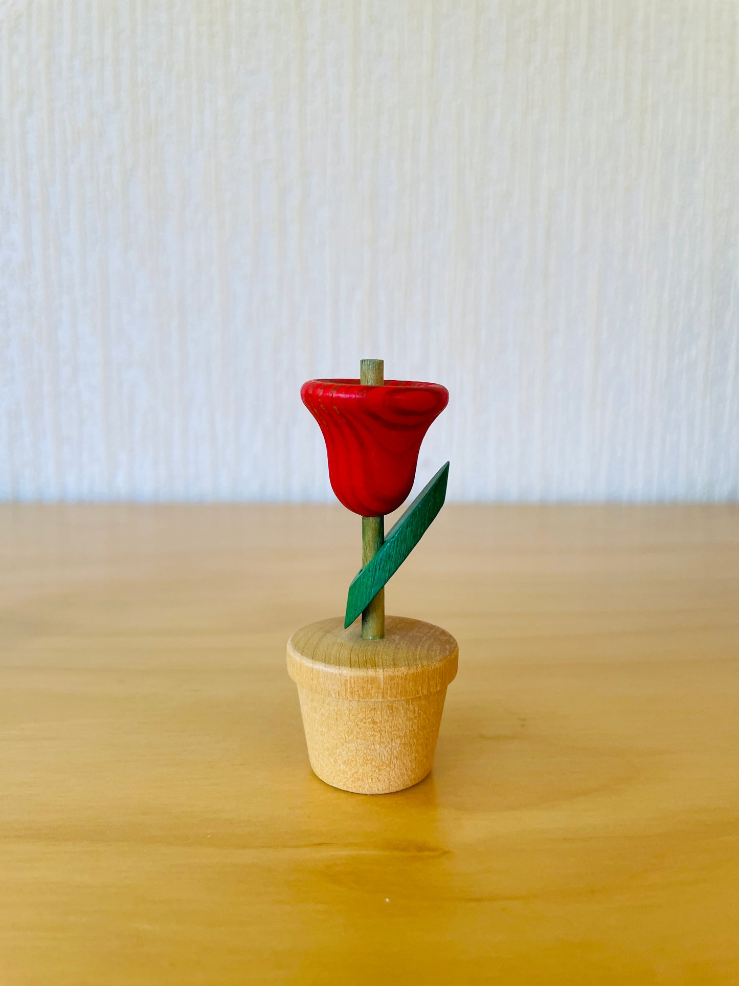 Aarikka/アーリッカ/チューリップのオブジェ/木製/レッド
