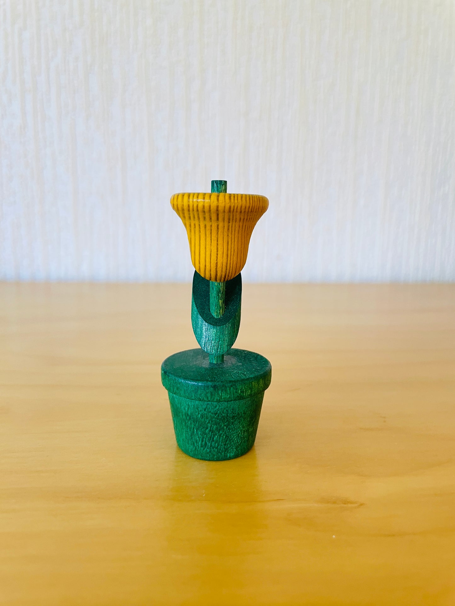 Aarikka/アーリッカ/チューリップのオブジェ/木製/イエロー