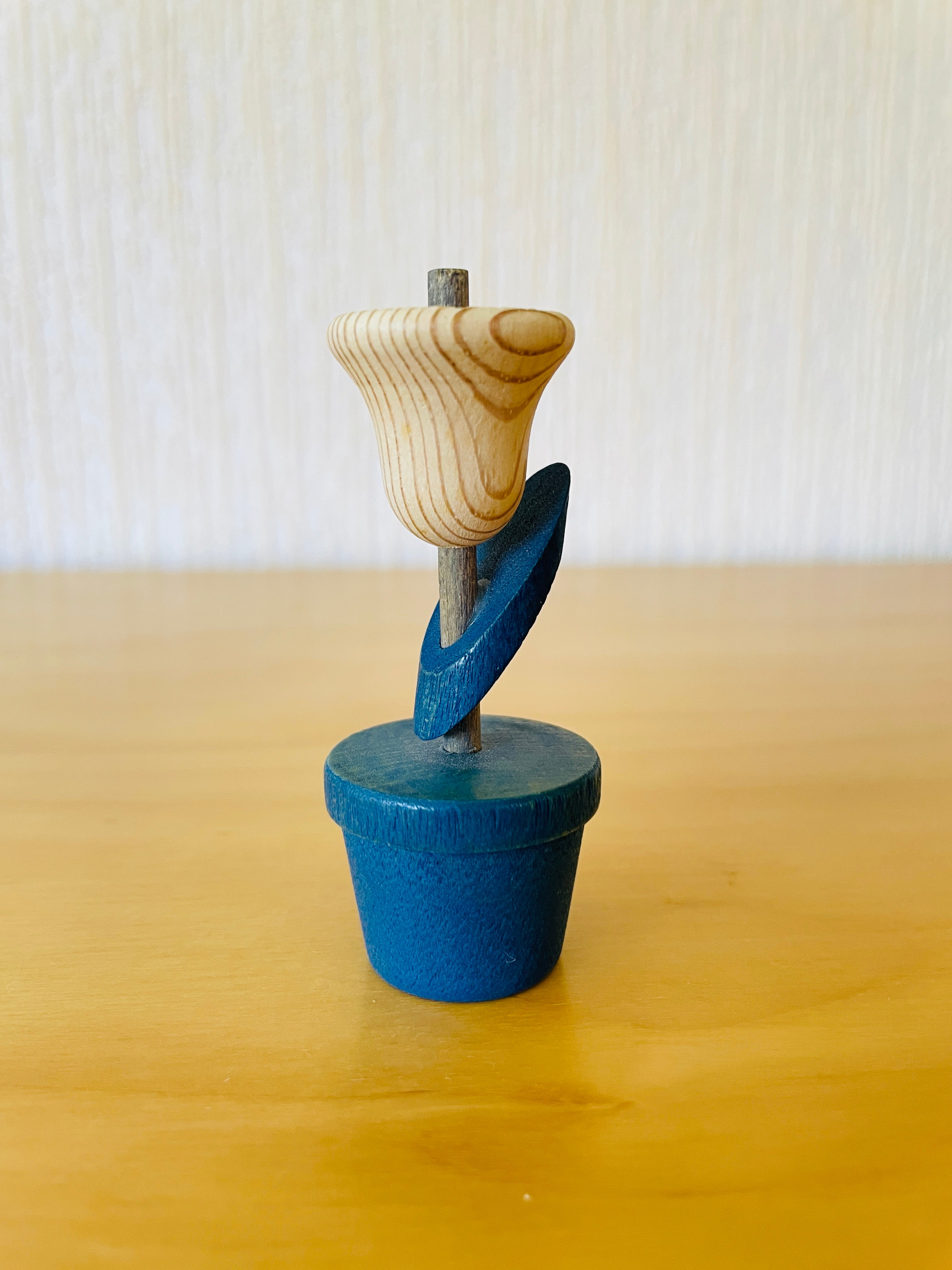 Aarikka アアリッカ　木製　チューリップ　フレーム　アーリッカ レア！フィンランド・aarikka/アーリッカの木製の赤い