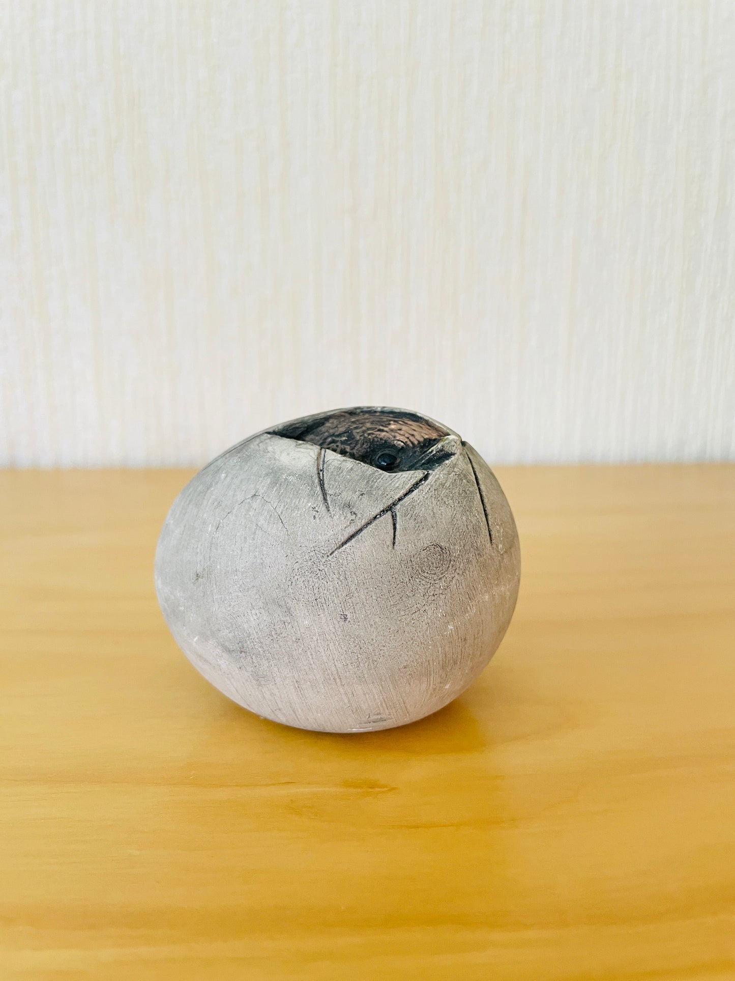 Jie Gantofta/ジイ.ガントフタ/Hannes Johansson/ハンネス.ヨワンソン/雛の誕生の瞬間/Nr.1