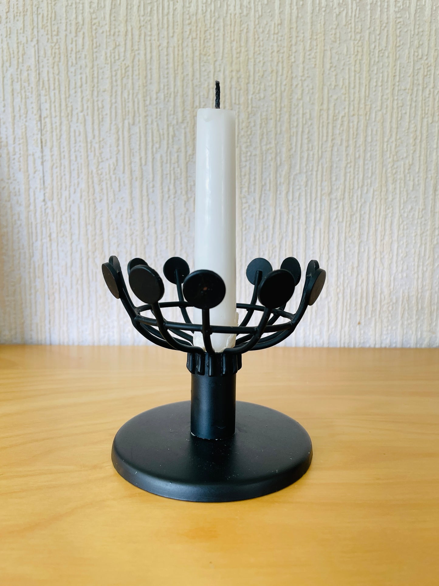 北欧手工芸品/Svensk Hemslöjd/ハンドメイド/メタル製のキャンドルスタンド