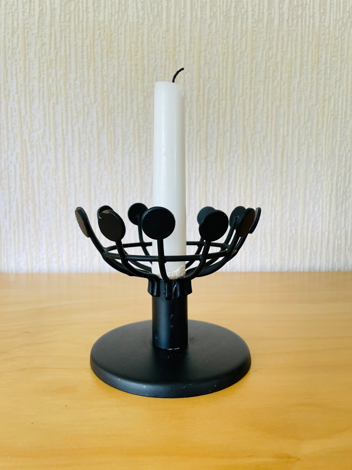 北欧手工芸品/Svensk Hemslöjd/ハンドメイド/メタル製のキャンドルスタンド