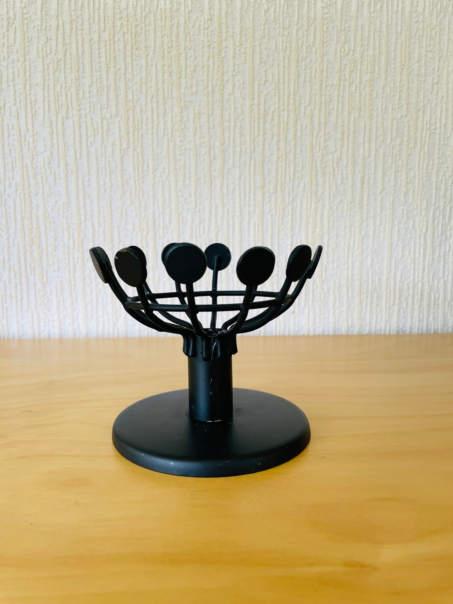 北欧手工芸品/Svensk Hemslöjd/ハンドメイド/メタル製のキャンドルスタンド